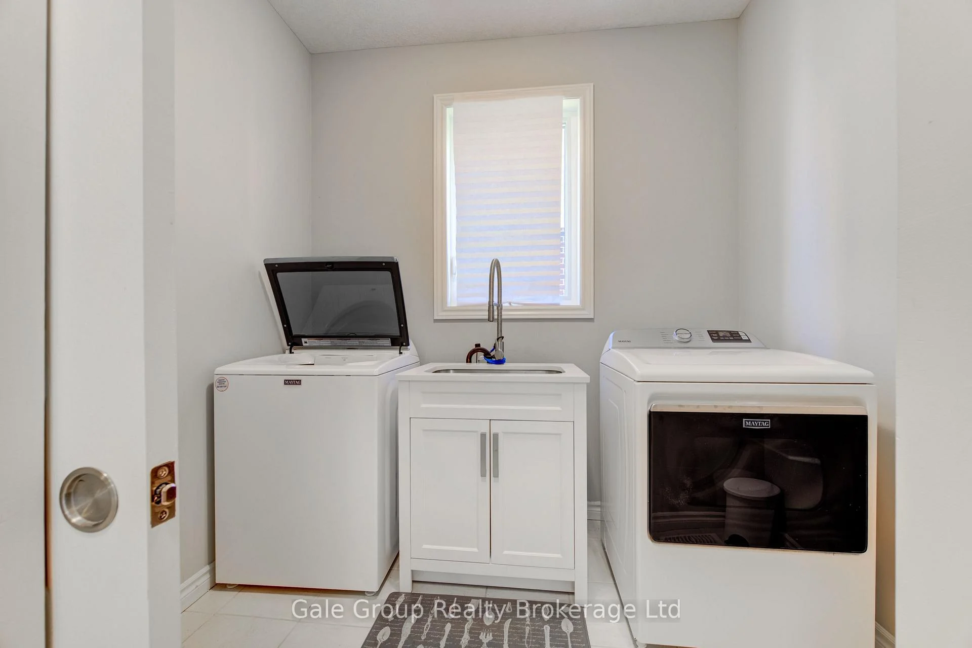 Photo 18 of 5 Balmoral Lane, Zorra, Thamesford — HOMEH