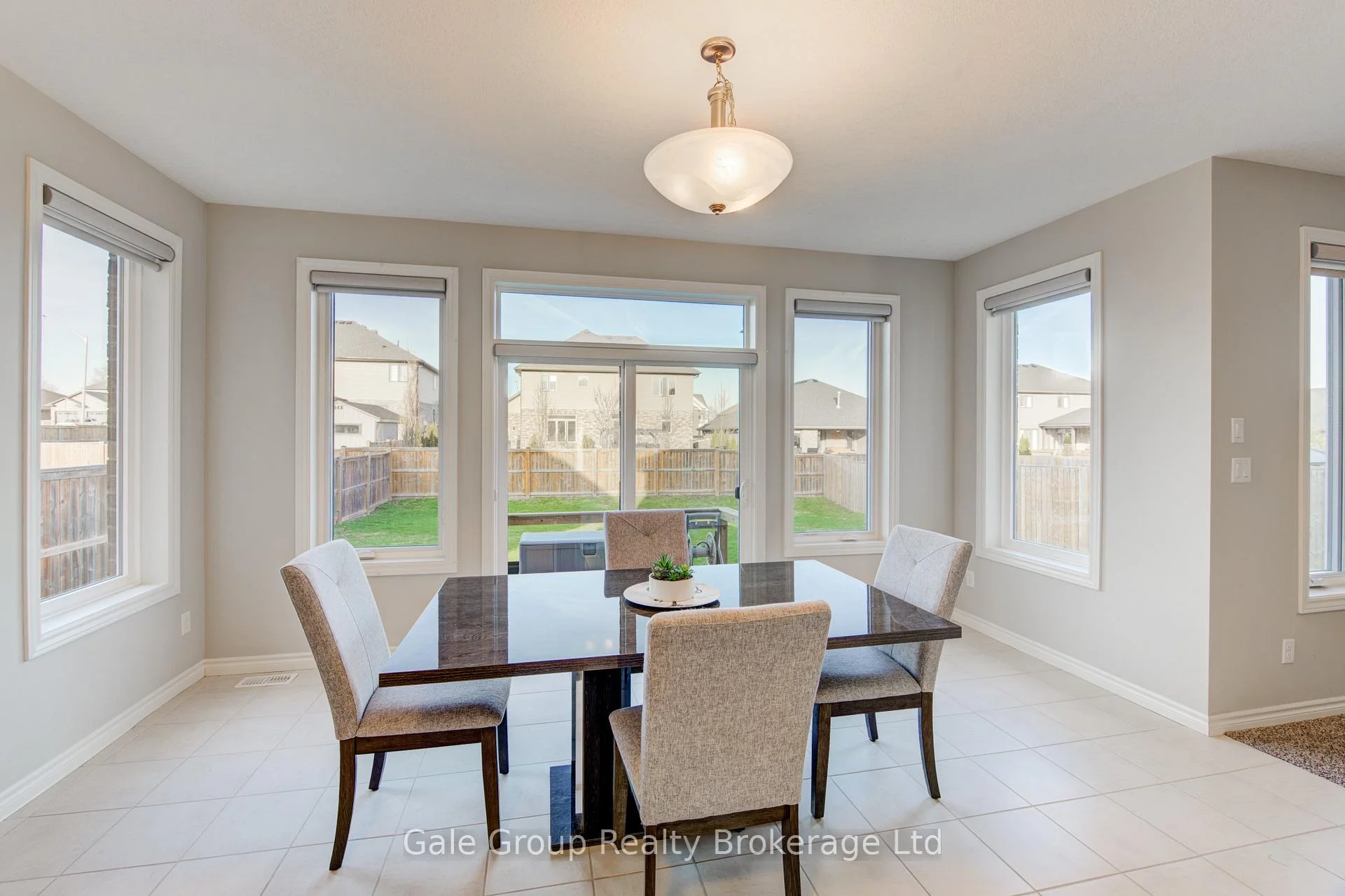 Photo 39 of 5 Balmoral Lane, Zorra, Thamesford — HOMEH