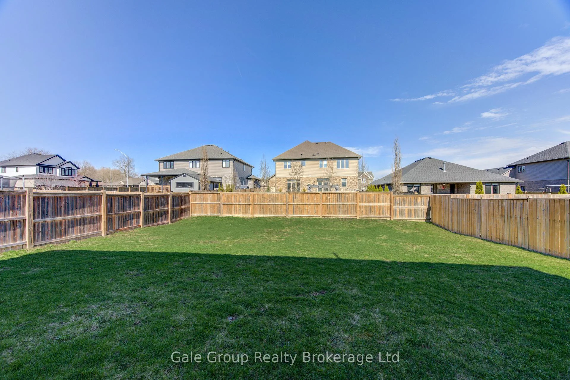 Photo 70 of 5 Balmoral Lane, Zorra, Thamesford — HOMEH