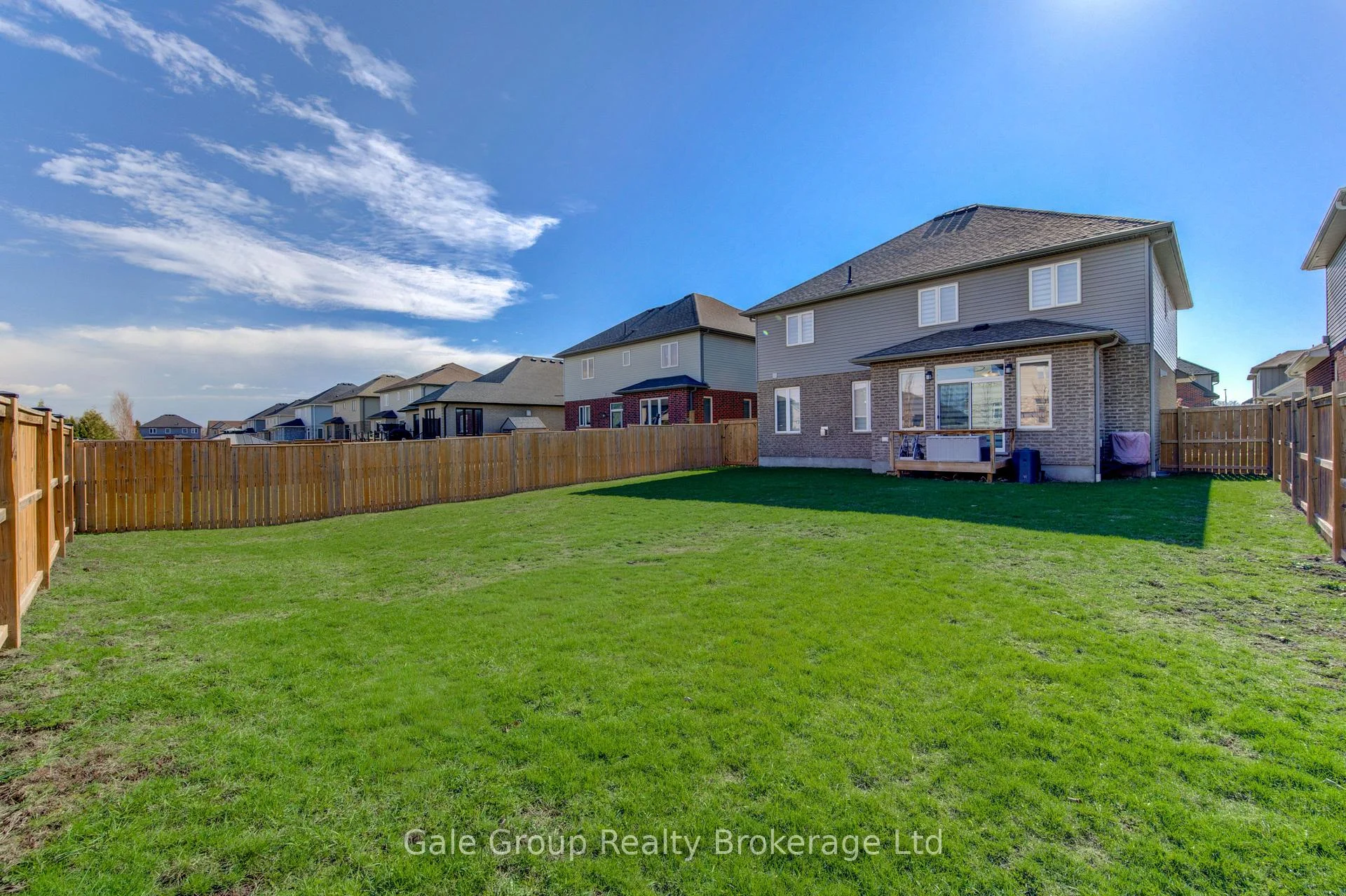 Photo 75 of 5 Balmoral Lane, Zorra, Thamesford — HOMEH