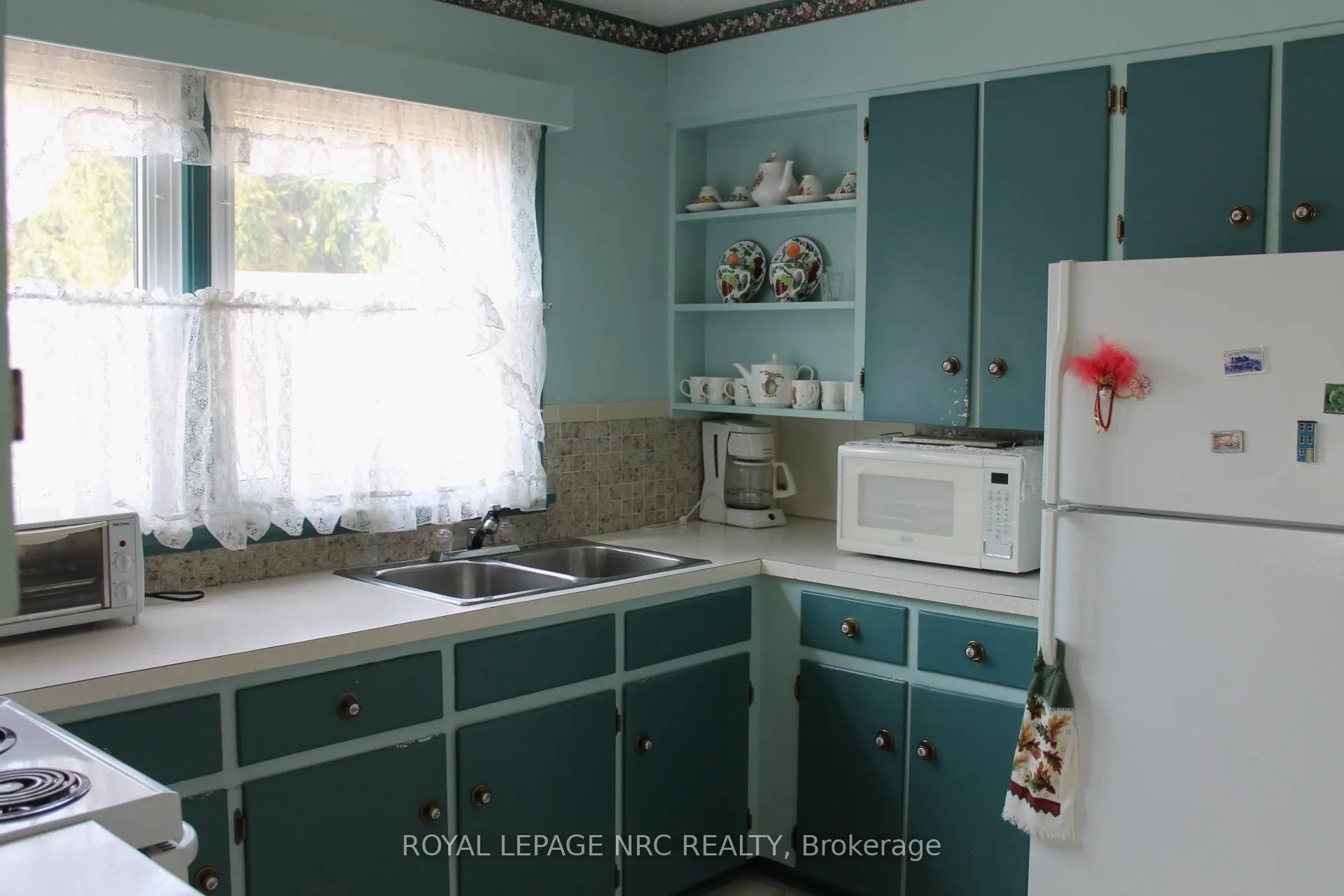 Photo 7 of 6987 Dell Avenue, Niagara Falls, Arad/Fallsview — HOMEH