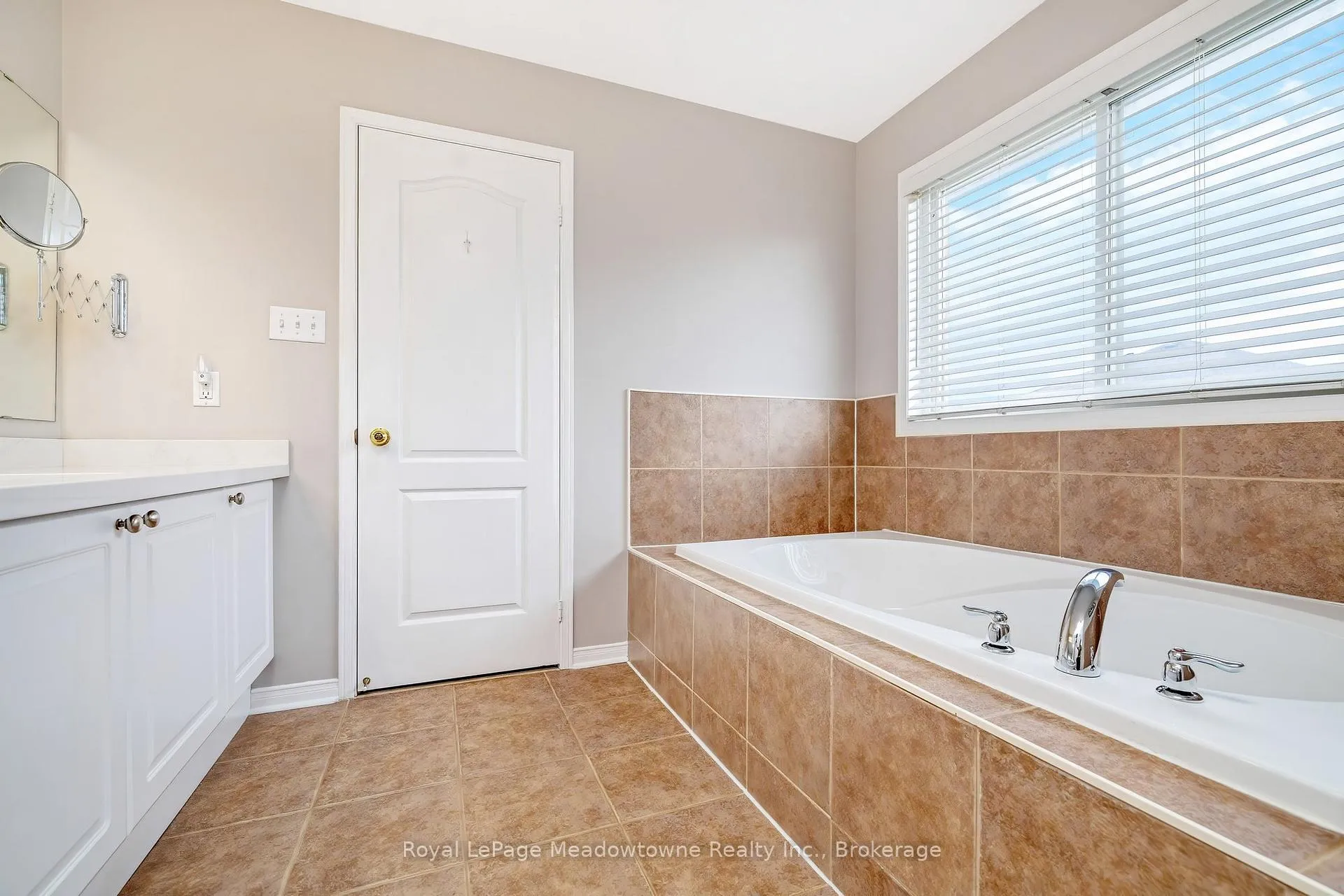 Photo 29 of 487 Hartley Boulevard, Milton, Clarke — HOMEH