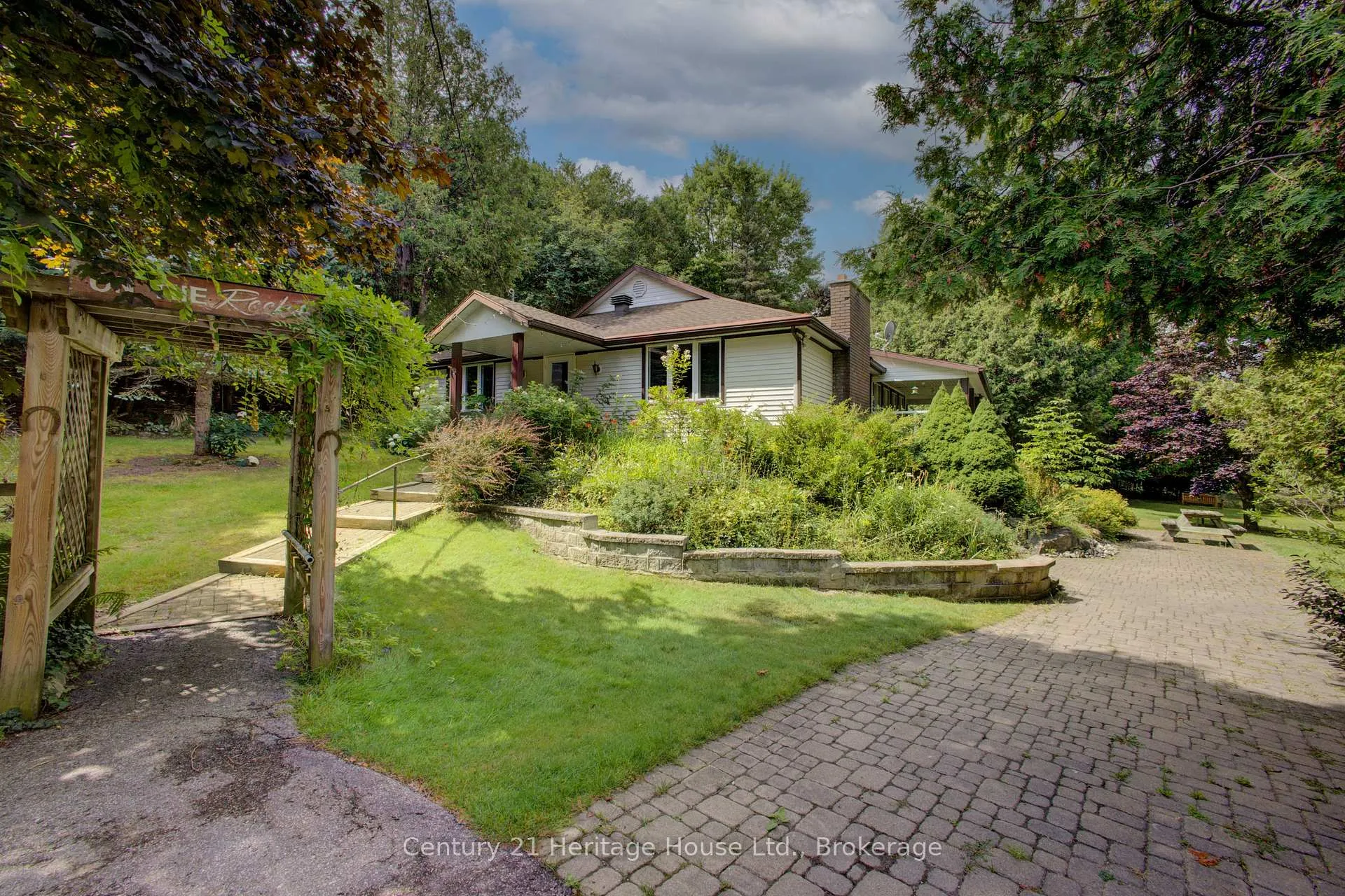 Photo 1 of 473514 Camp Oliver Road, West Grey — HOMEH