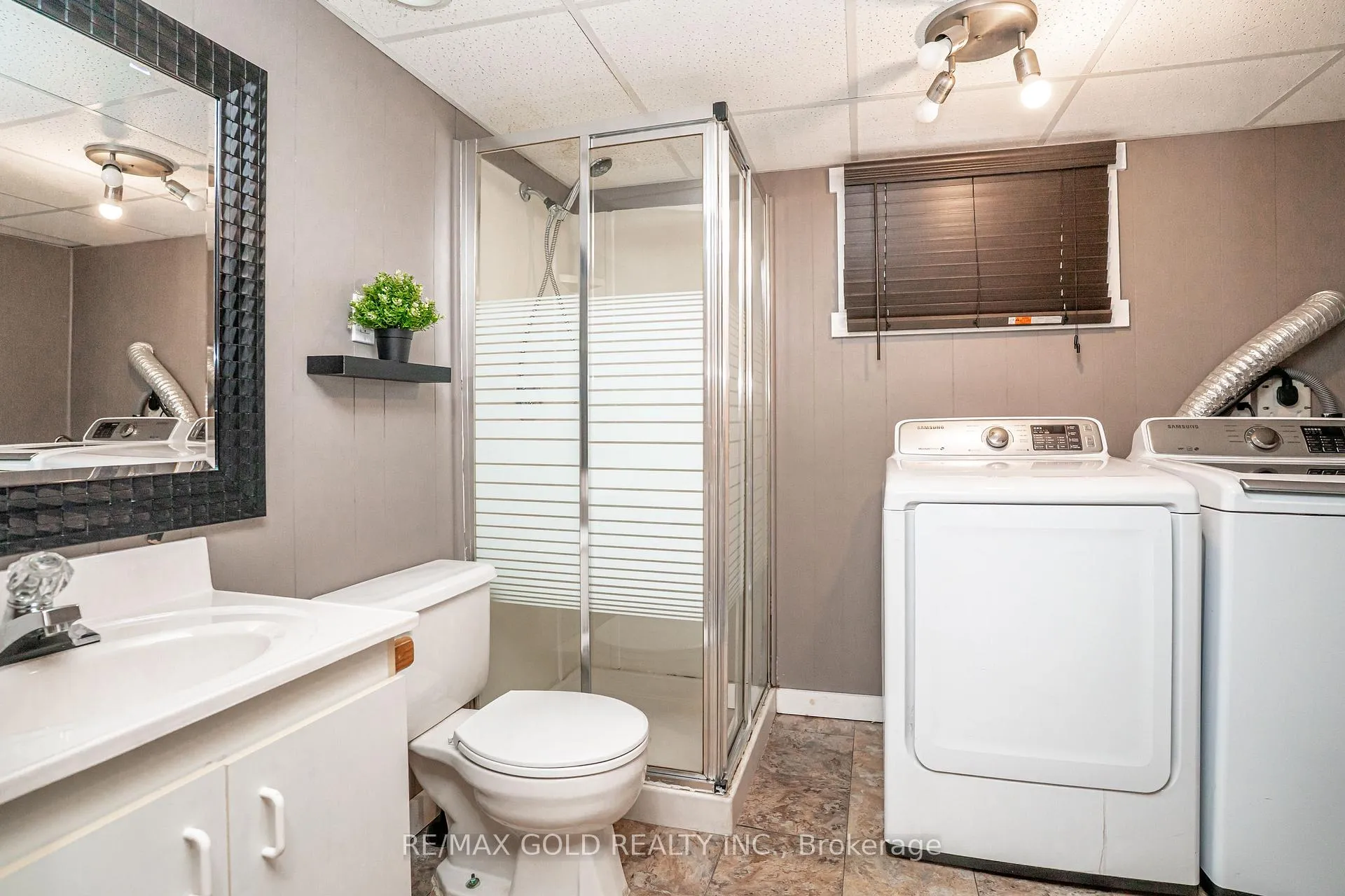 Photo 33 of 53 Davenport Crescent, Brampton, Southgate — HOMEH