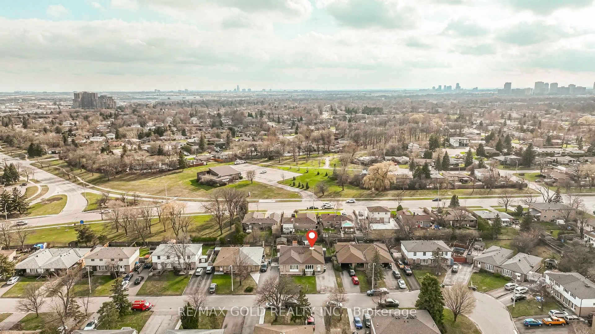 Photo 43 of 53 Davenport Crescent, Brampton, Southgate — HOMEH