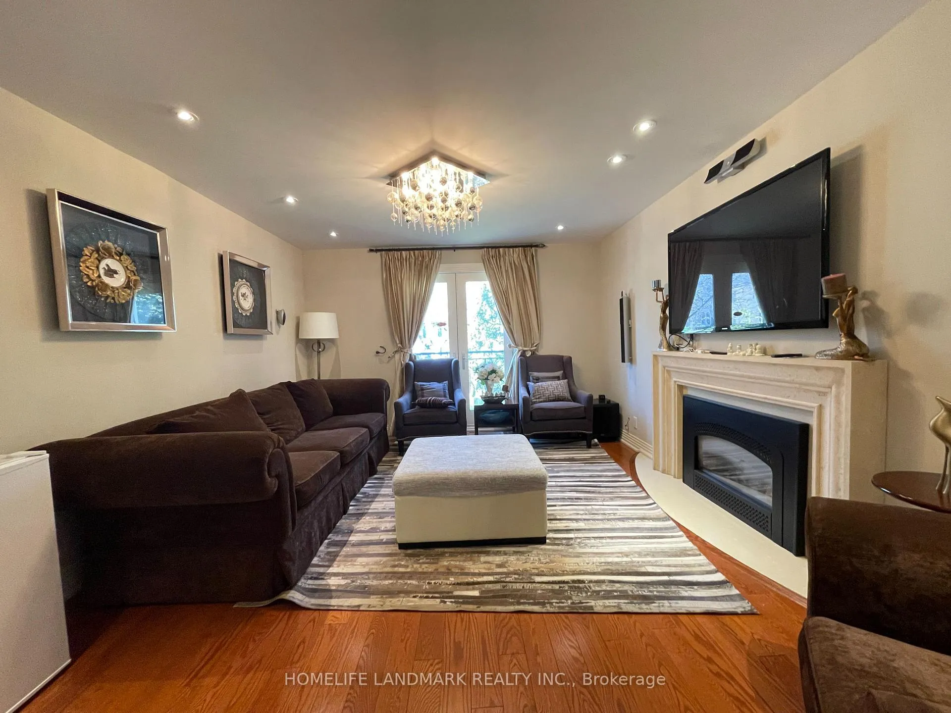 Photo 12 of 35 Gardiner Road, Toronto, Forest Hill South — HOMEH