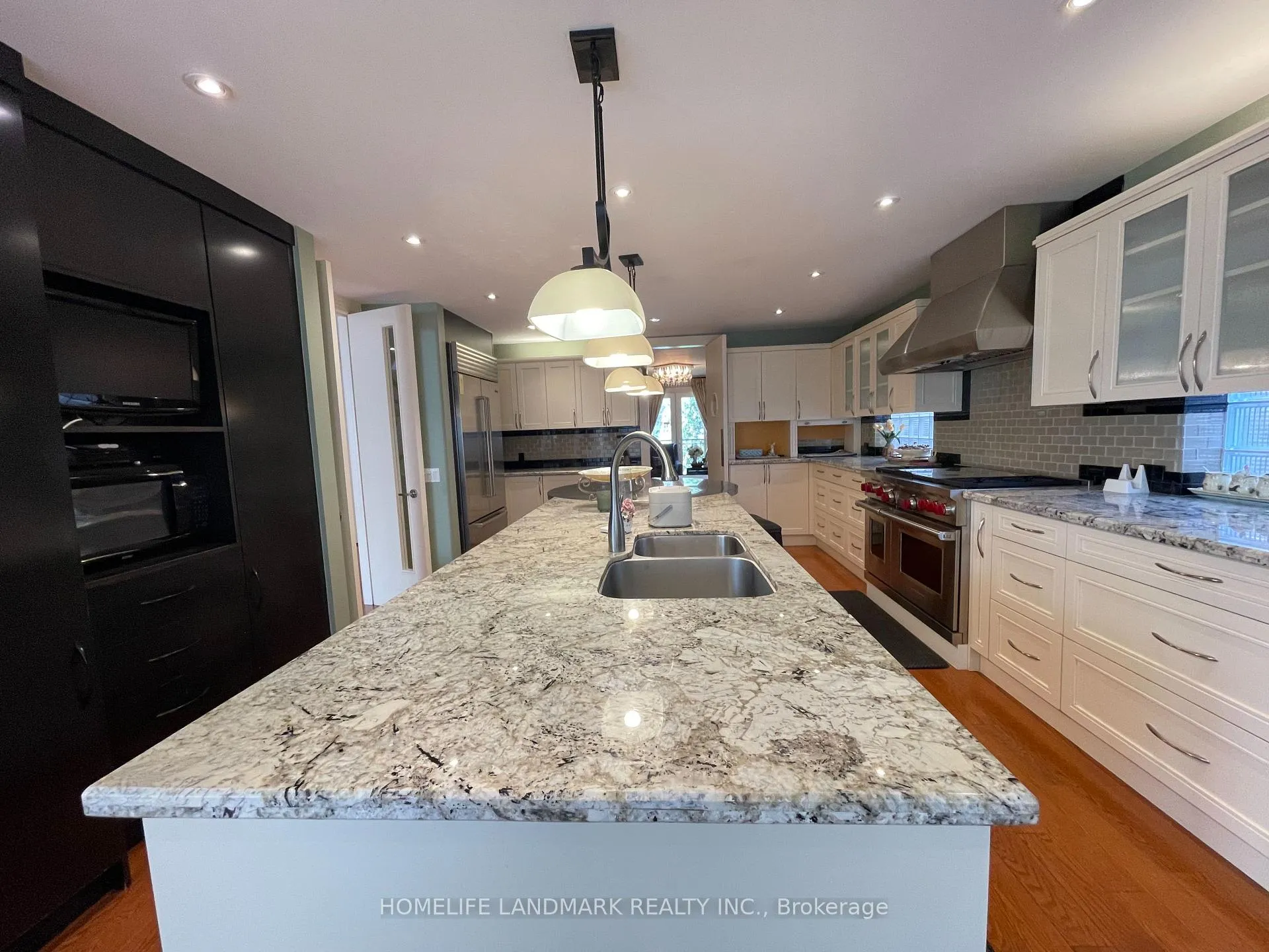Photo 18 of 35 Gardiner Road, Toronto, Forest Hill South — HOMEH