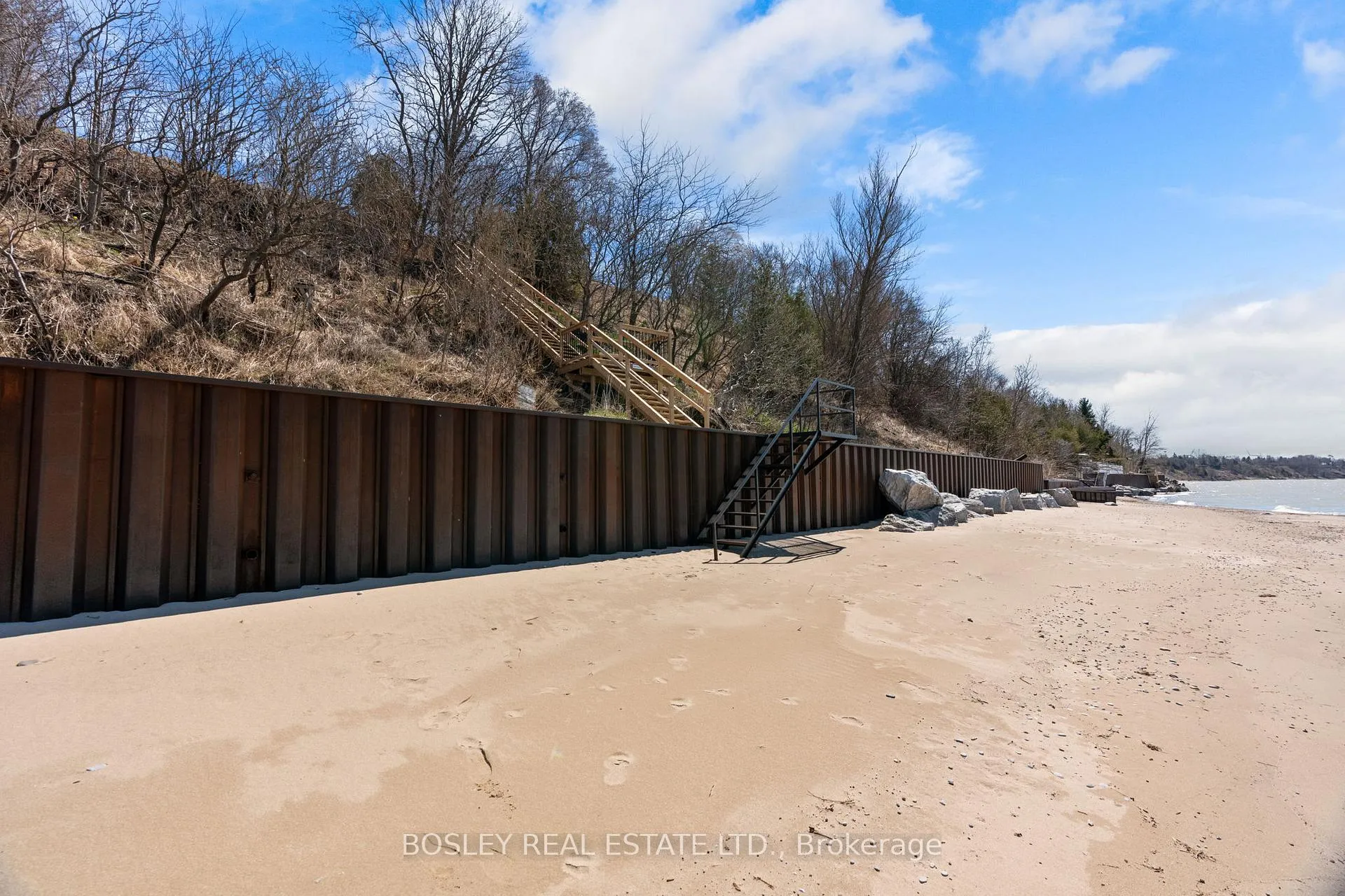 Photo 38 of 72571 Duchess Crescent, Bluewater, Hay — HOMEH
