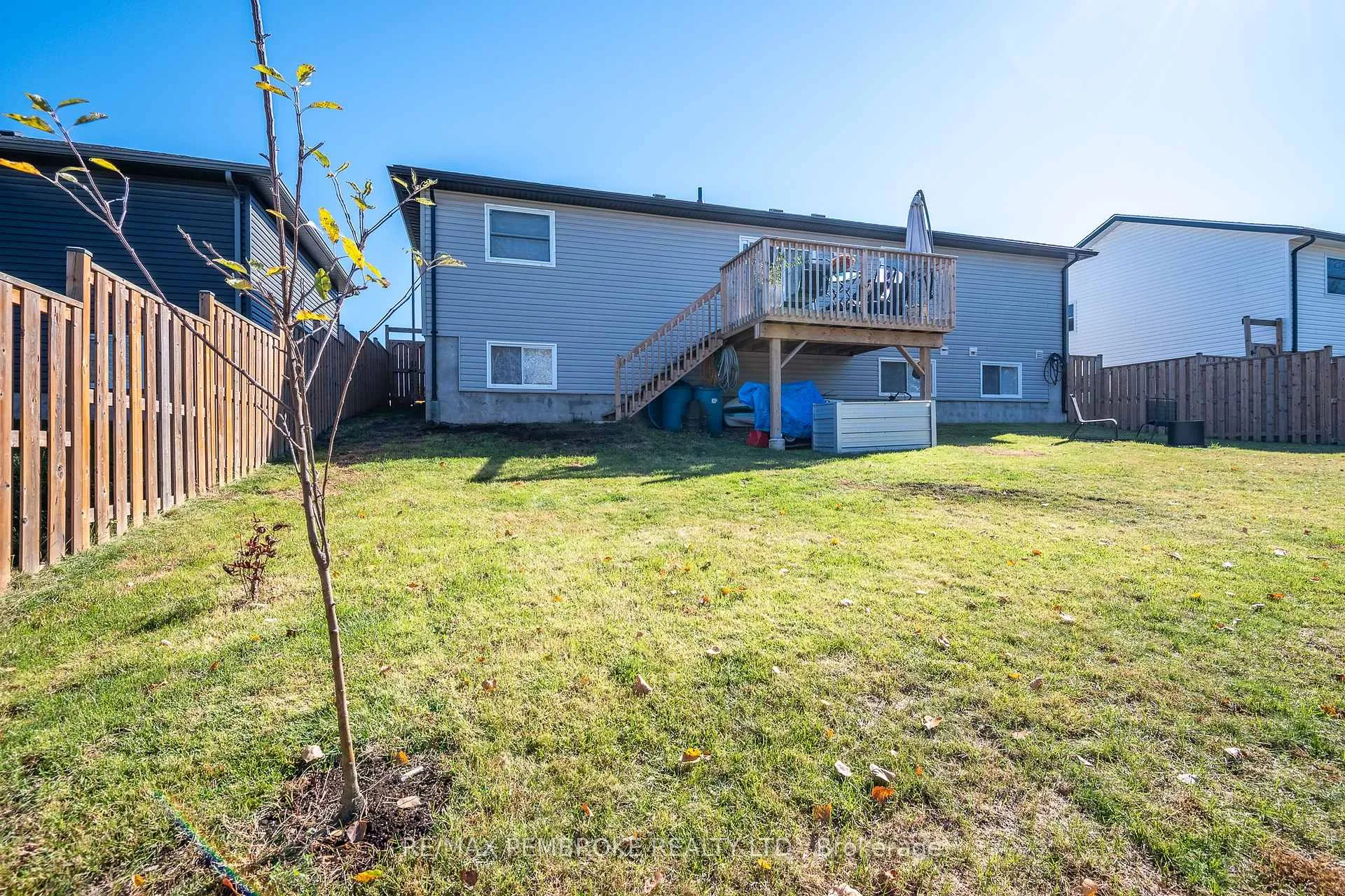 Photo 6 of 24 Terrance Drive, Petawawa — HOMEH