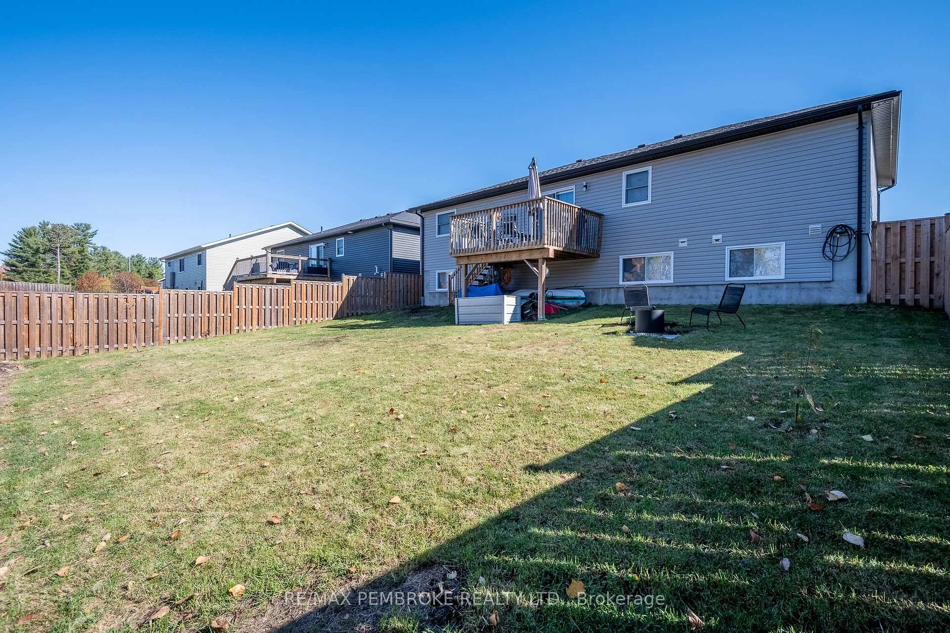 Photo 7 of 24 Terrance Drive, Petawawa — HOMEH