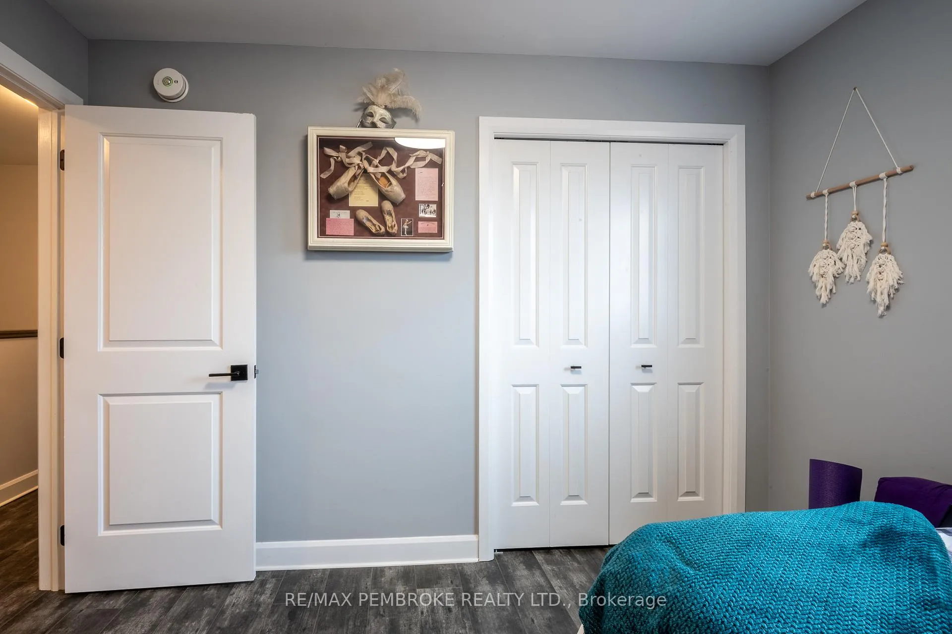 Photo 32 of 24 Terrance Drive, Petawawa — HOMEH