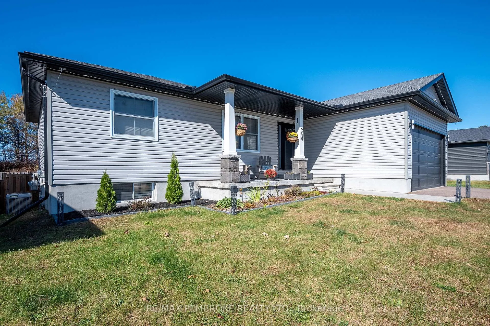 Photo 48 of 24 Terrance Drive, Petawawa — HOMEH