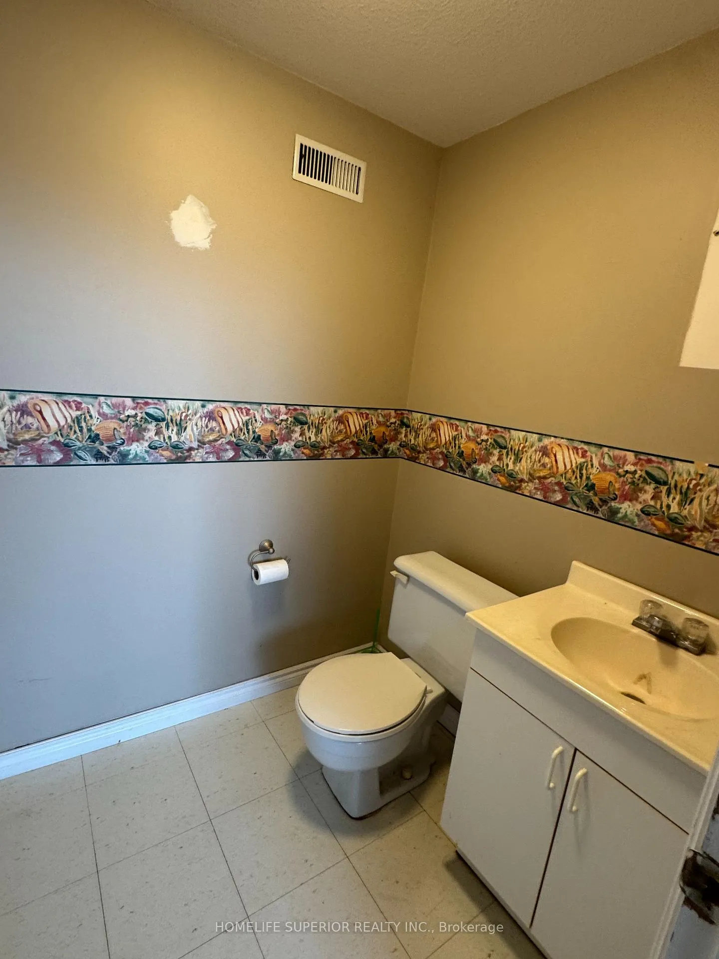 Photo 10 of 21 McCann Crescent, Madoc — HOMEH