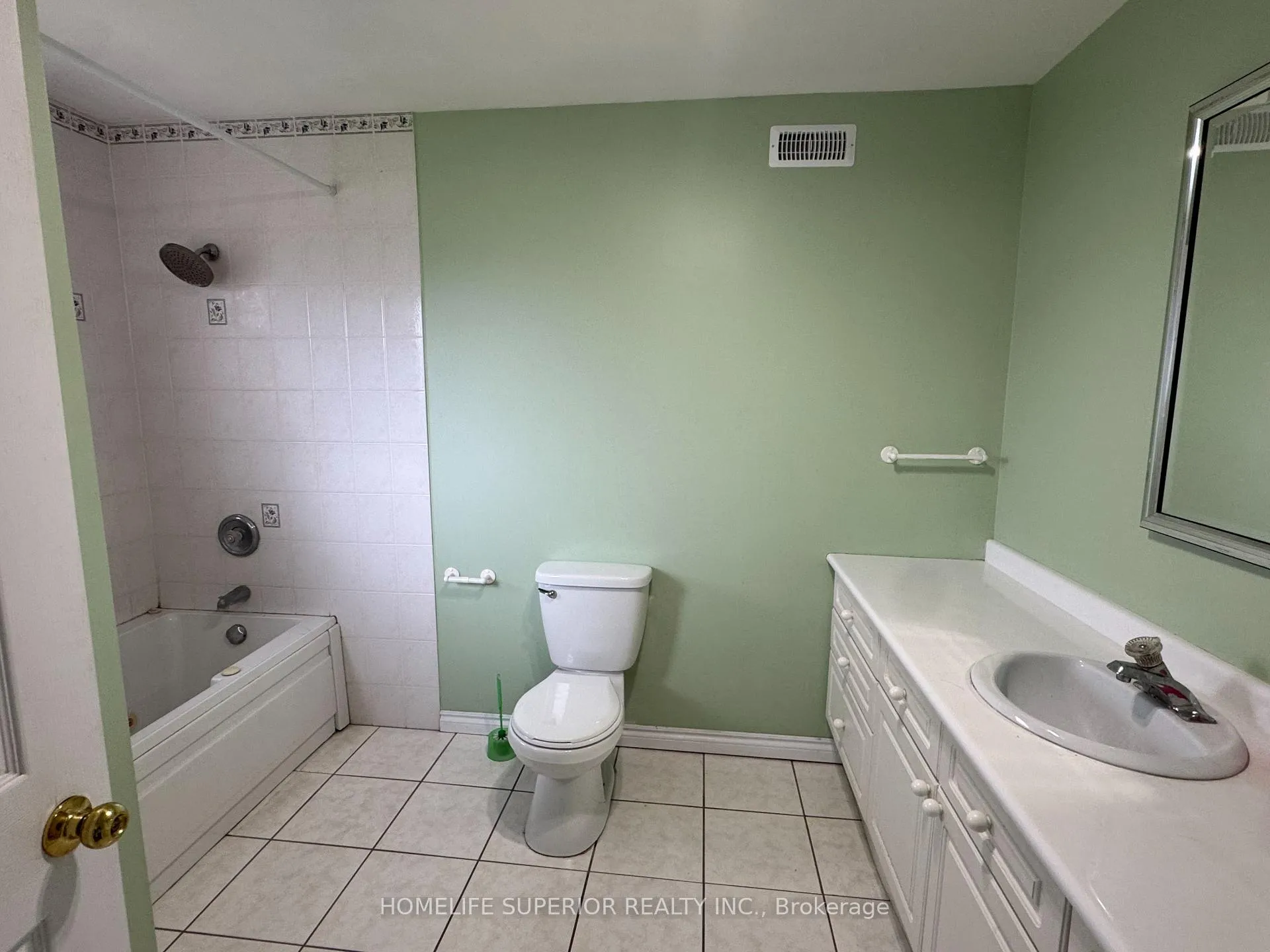 Photo 11 of 21 McCann Crescent, Madoc — HOMEH