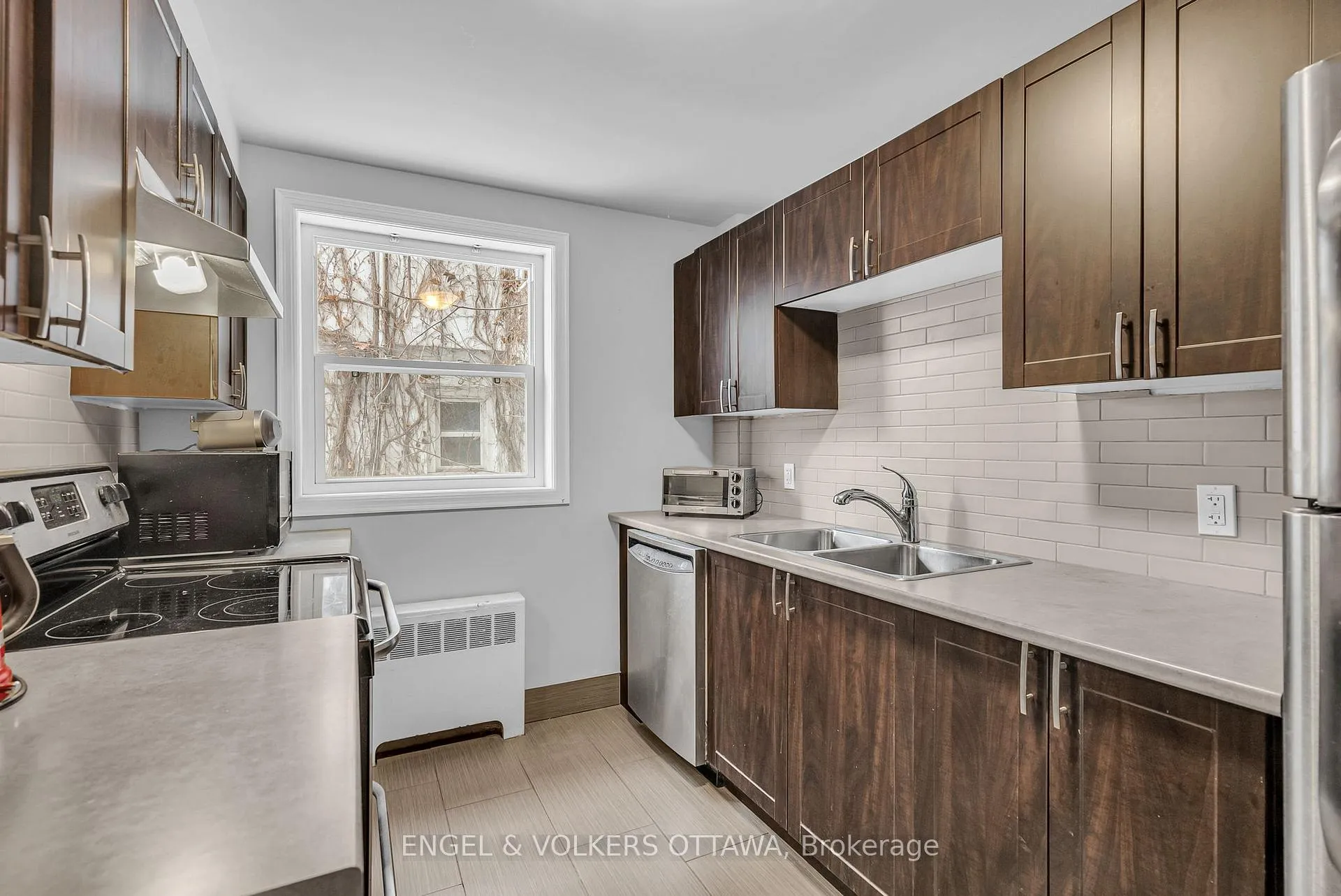 Photo 5 of Unit 2, 65 Riverdale Avenue, Ottawa, Old Ottawa South/Rideau Gardens — HOMEH