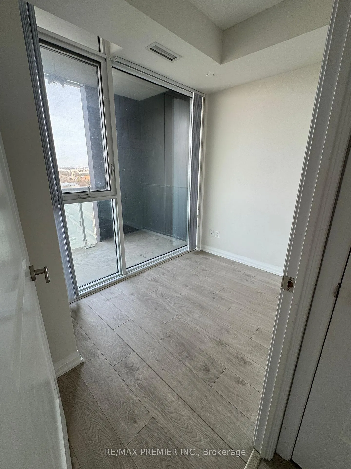 Photo 8 of Unit 614, 7895 Jane Street, Vaughan, Vaughan Corporate Centre — HOMEH