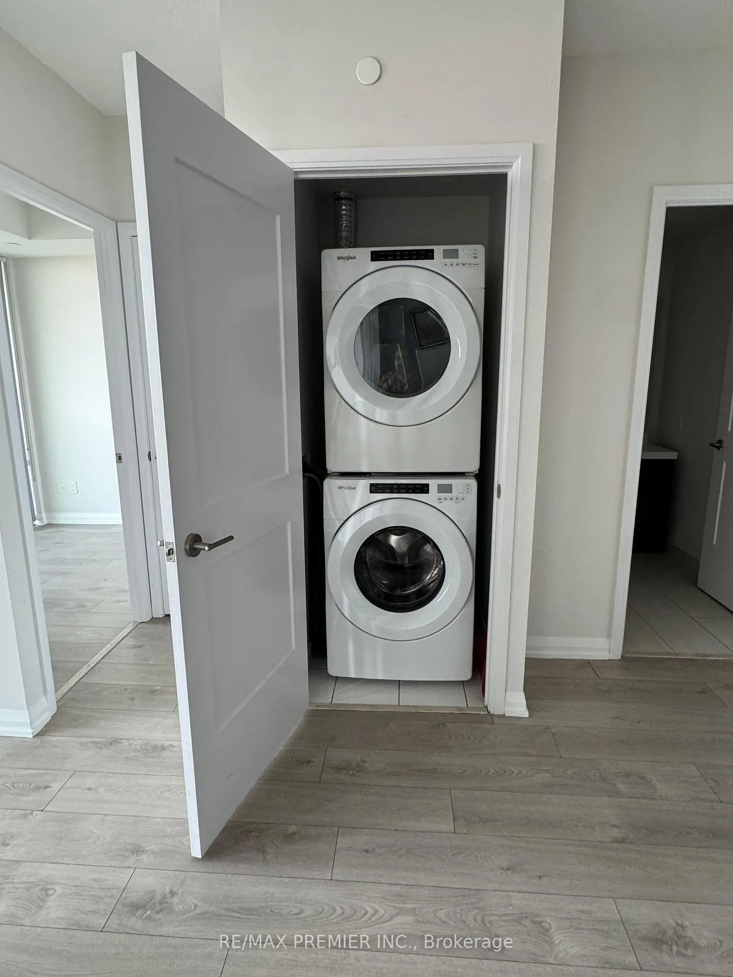 Photo 14 of Unit 614, 7895 Jane Street, Vaughan, Vaughan Corporate Centre — HOMEH