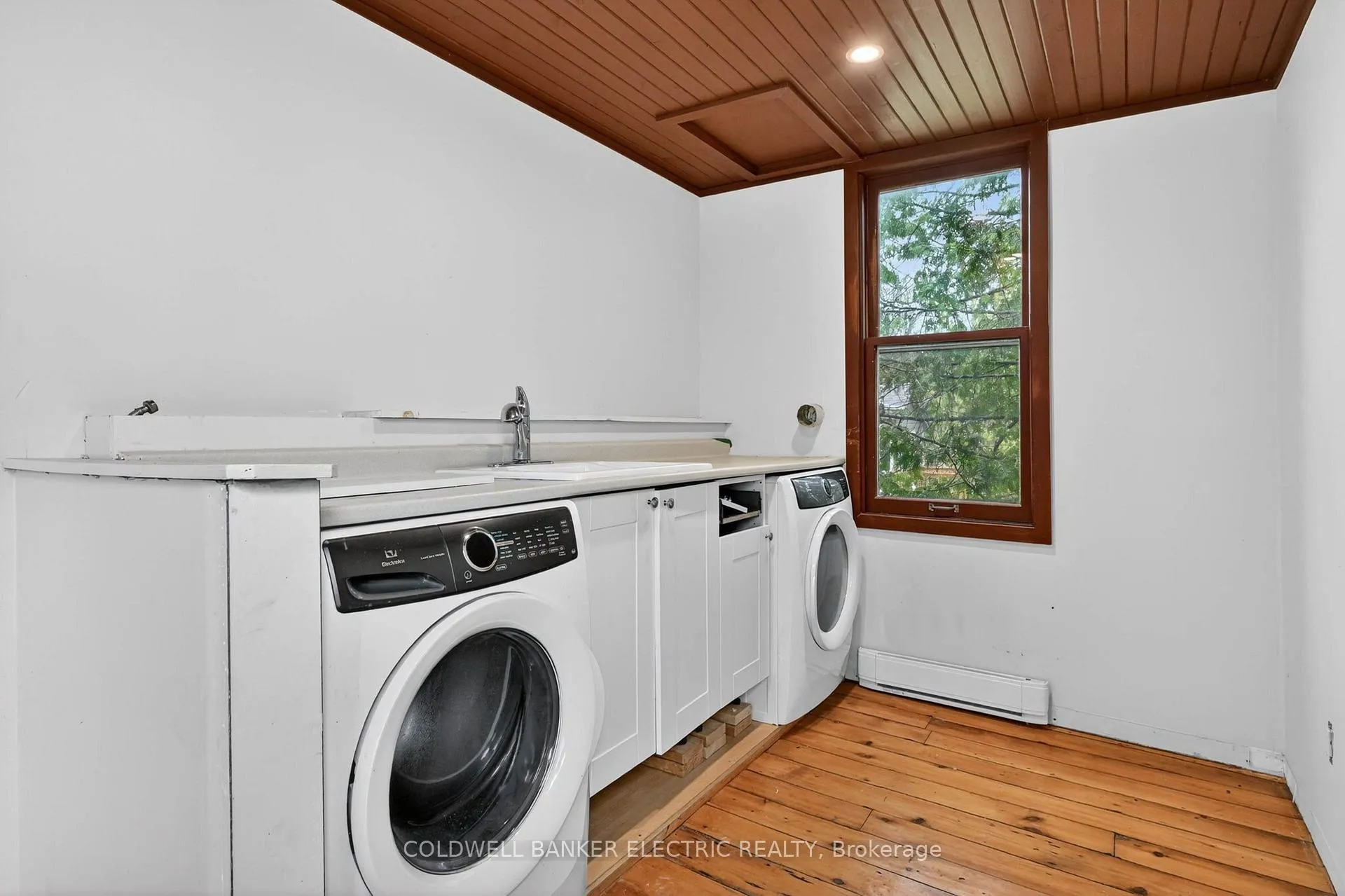 Photo 17 of 804 Hunter Street, Selwyn — HOMEH