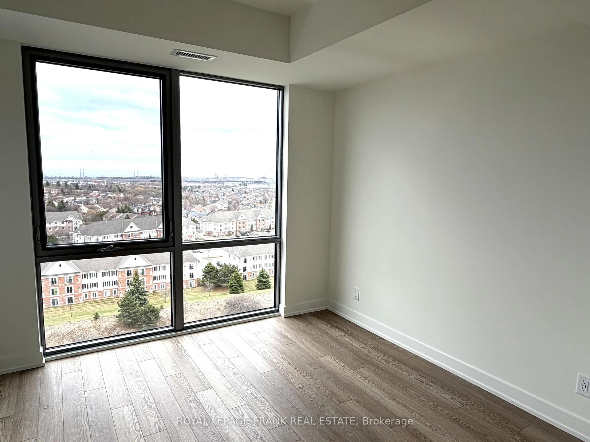 Photo 7 of Unit 1204, 51 Clarington Boulevard, Clarington, Bowmanville — HOMEH