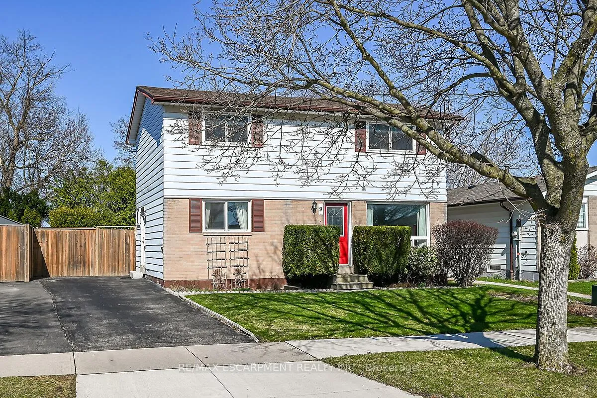 Photo 1 of 9 Mellenby Street, Hamilton, Stoney Creek Mountain — HOMEH