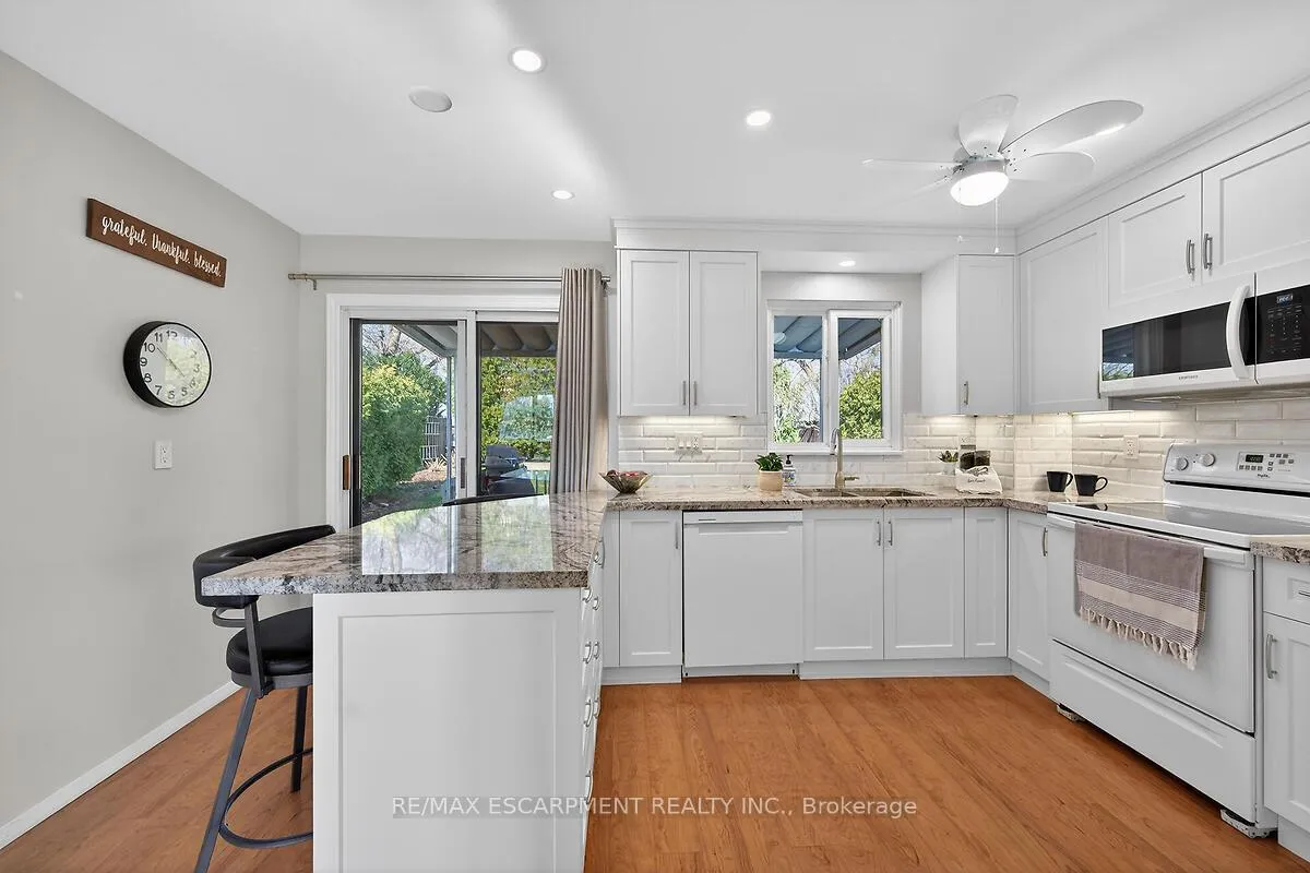Photo 8 of 9 Mellenby Street, Hamilton, Stoney Creek Mountain — HOMEH