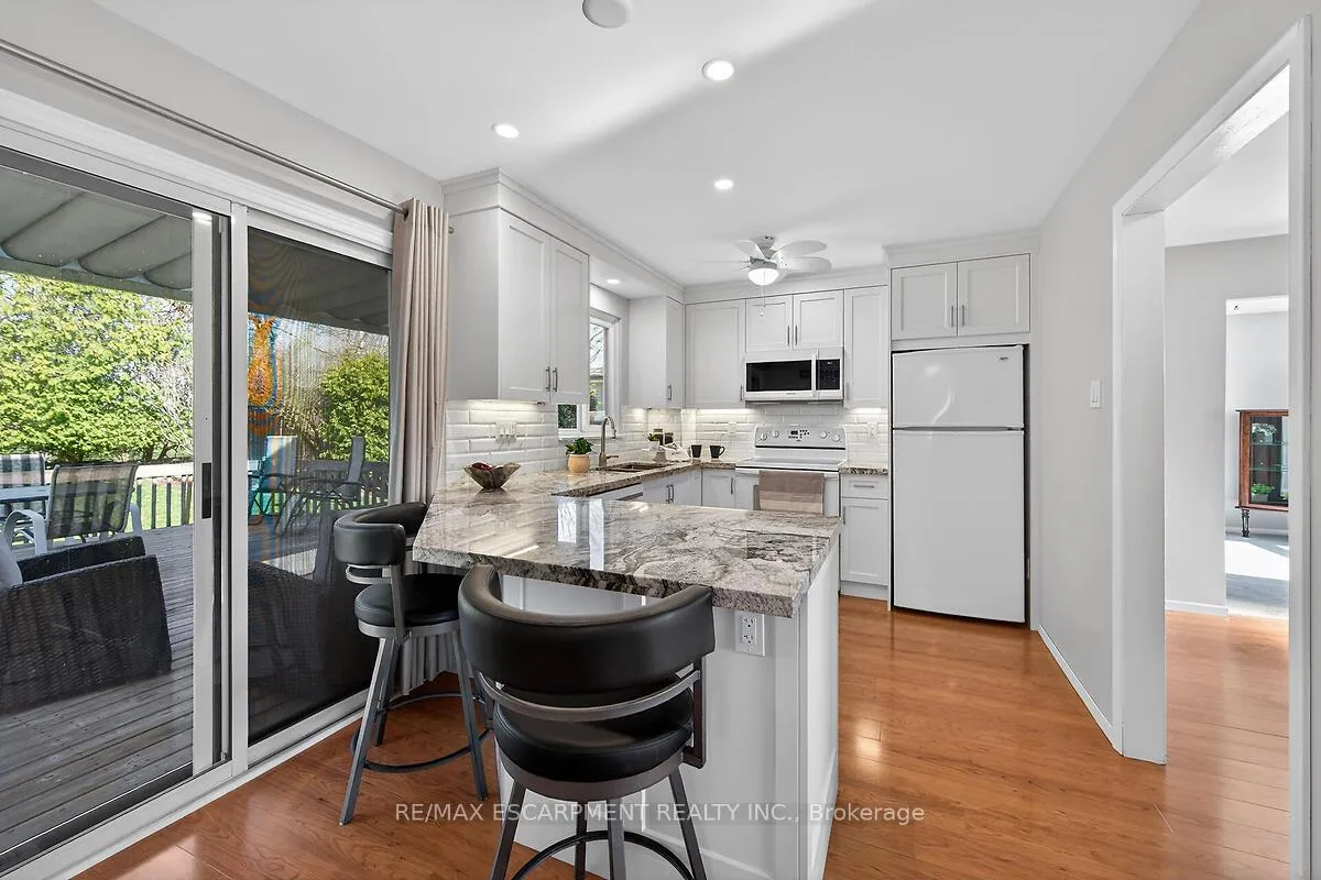 Photo 9 of 9 Mellenby Street, Hamilton, Stoney Creek Mountain — HOMEH