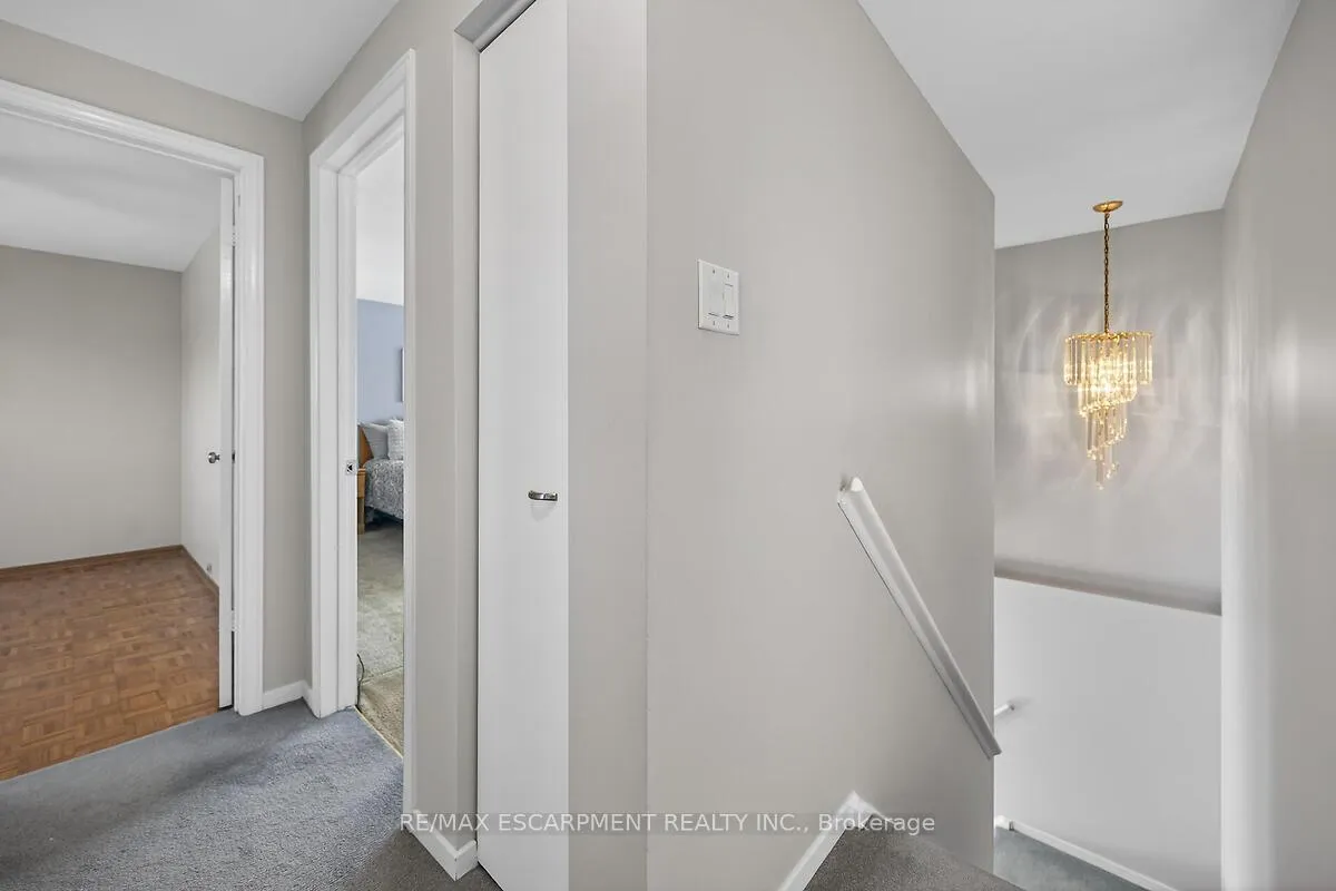 Photo 26 of 9 Mellenby Street, Hamilton, Stoney Creek Mountain — HOMEH