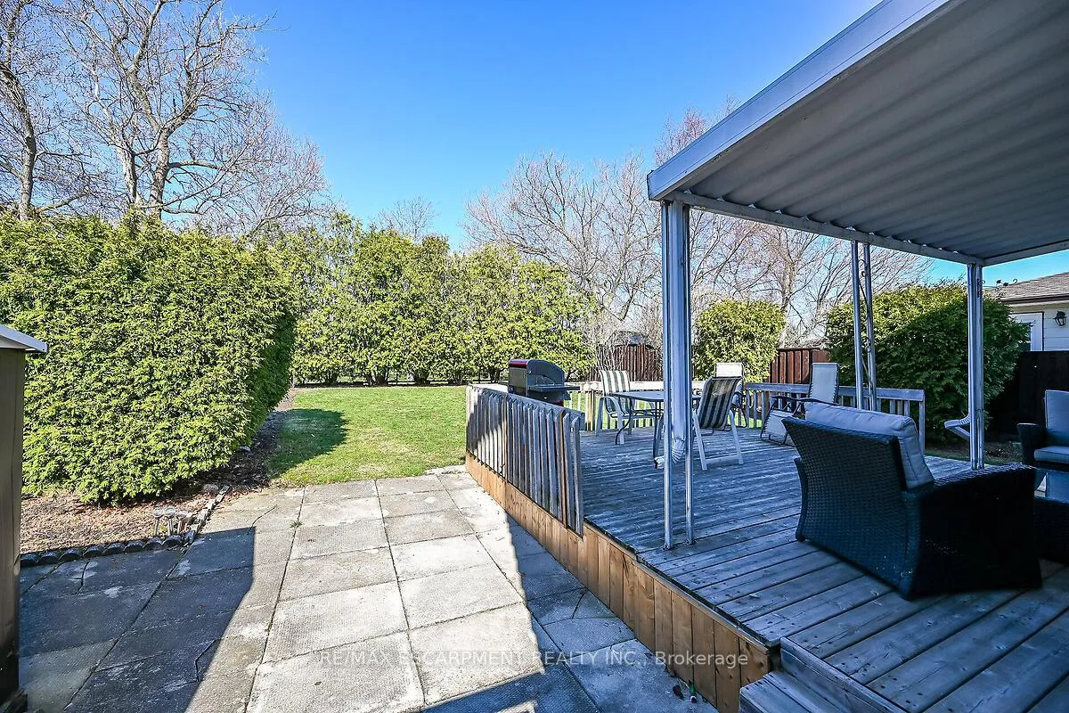 Photo 32 of 9 Mellenby Street, Hamilton, Stoney Creek Mountain — HOMEH