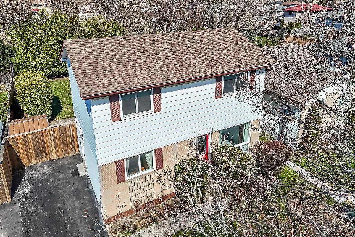 Photo 40 of 9 Mellenby Street, Hamilton, Stoney Creek Mountain — HOMEH