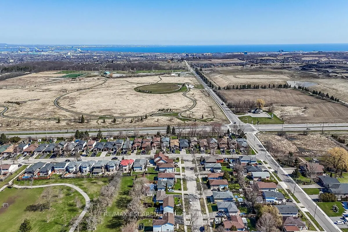 Photo 44 of 9 Mellenby Street, Hamilton, Stoney Creek Mountain — HOMEH