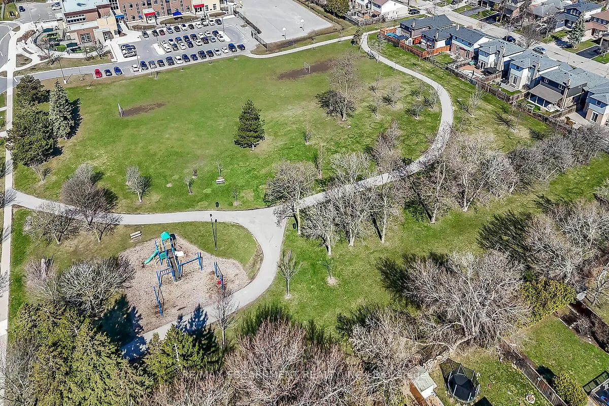Photo 46 of 9 Mellenby Street, Hamilton, Stoney Creek Mountain — HOMEH