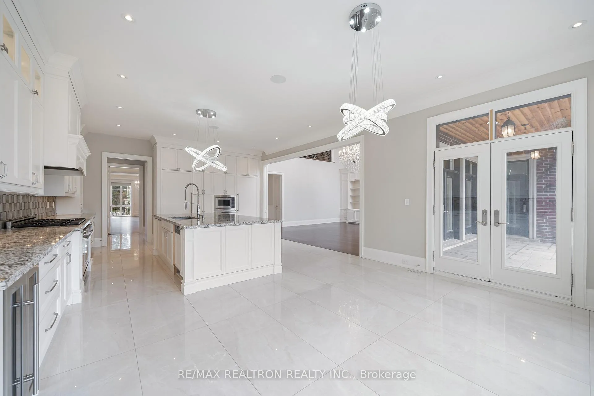 Photo 38 of 9 Thornbank Road, Vaughan, Uplands — HOMEH