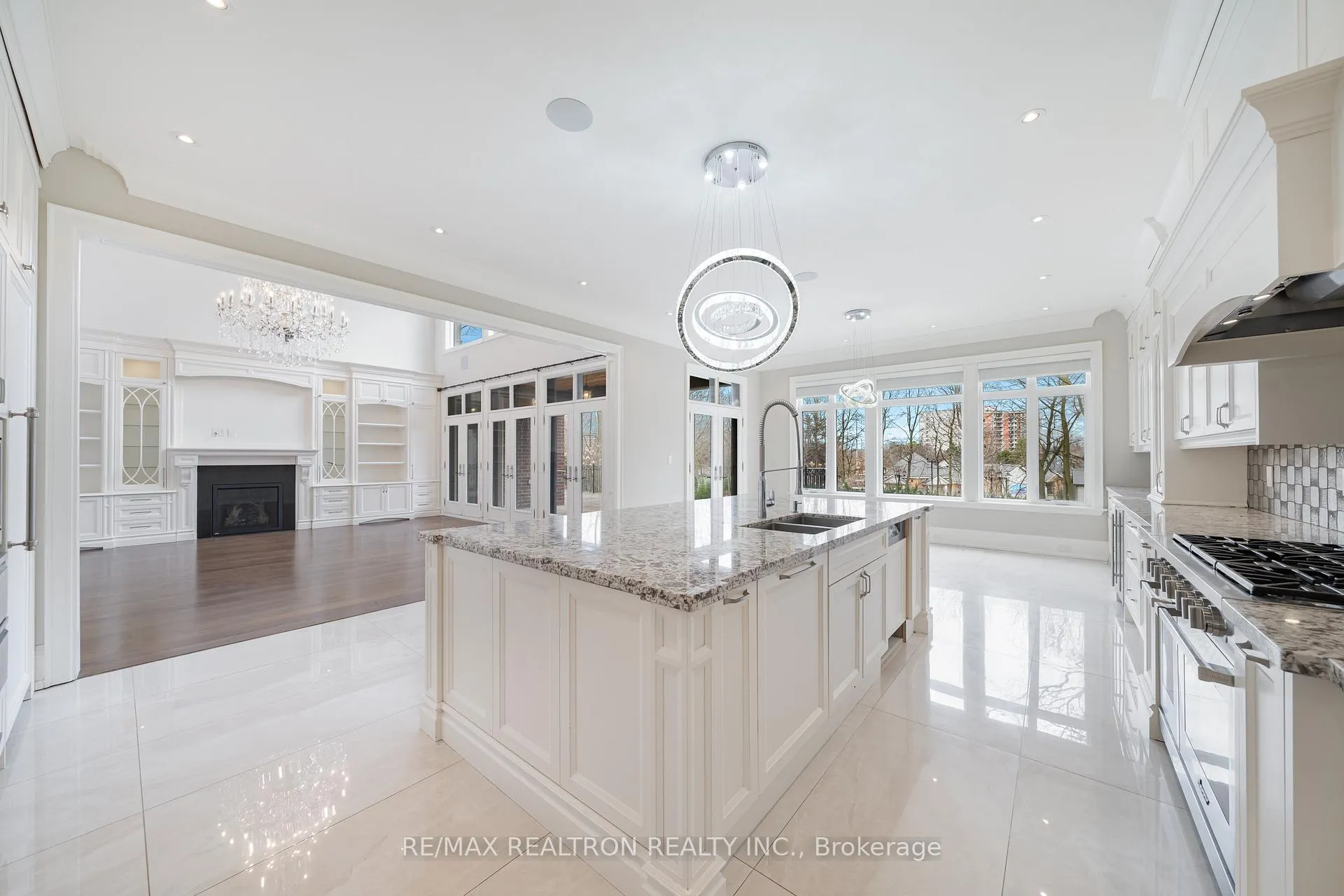 Photo 39 of 9 Thornbank Road, Vaughan, Uplands — HOMEH