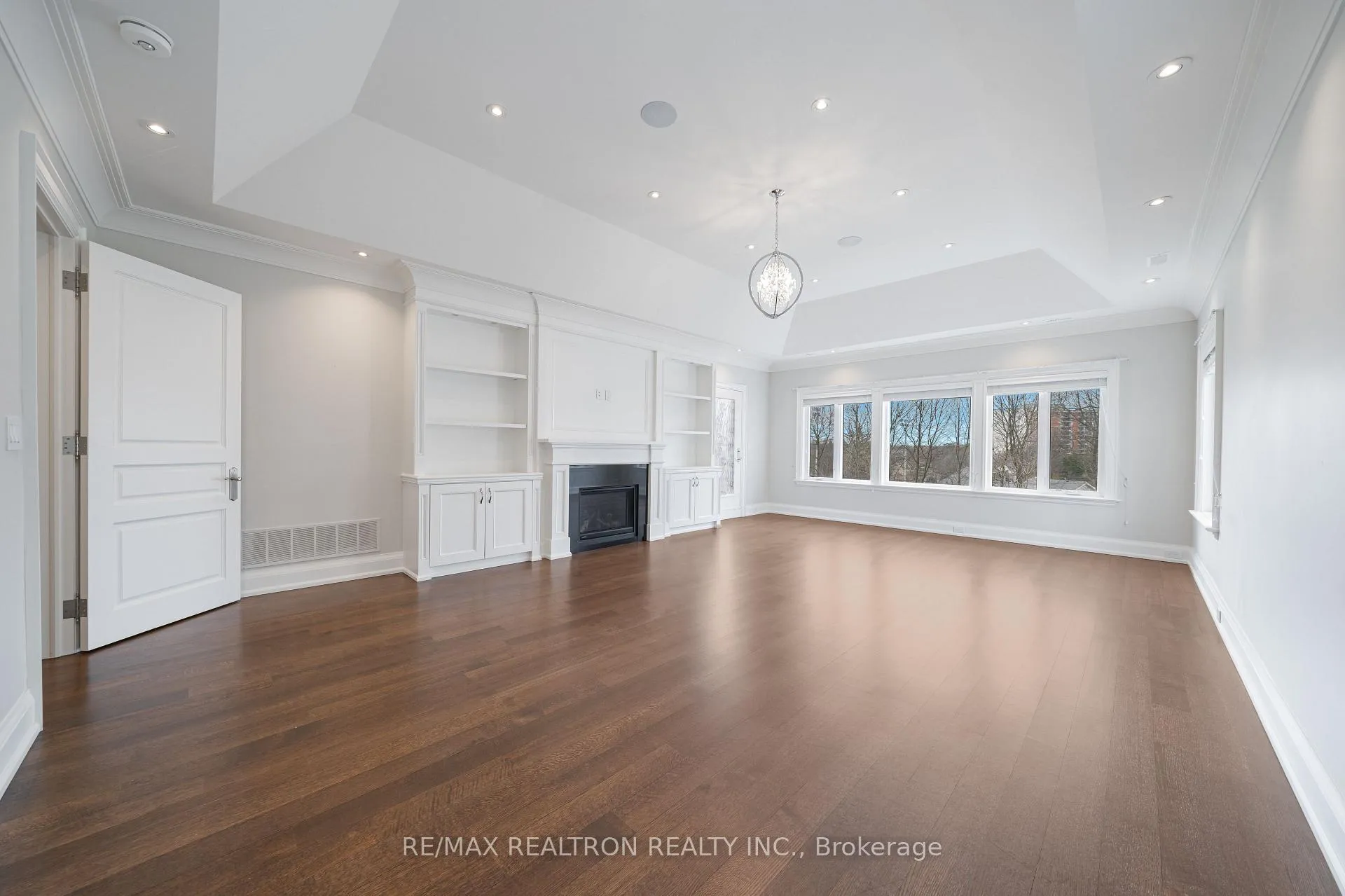 Photo 47 of 9 Thornbank Road, Vaughan, Uplands — HOMEH