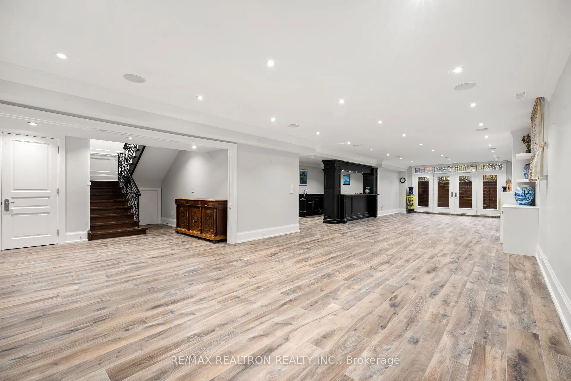 Photo 52 of 9 Thornbank Road, Vaughan, Uplands — HOMEH