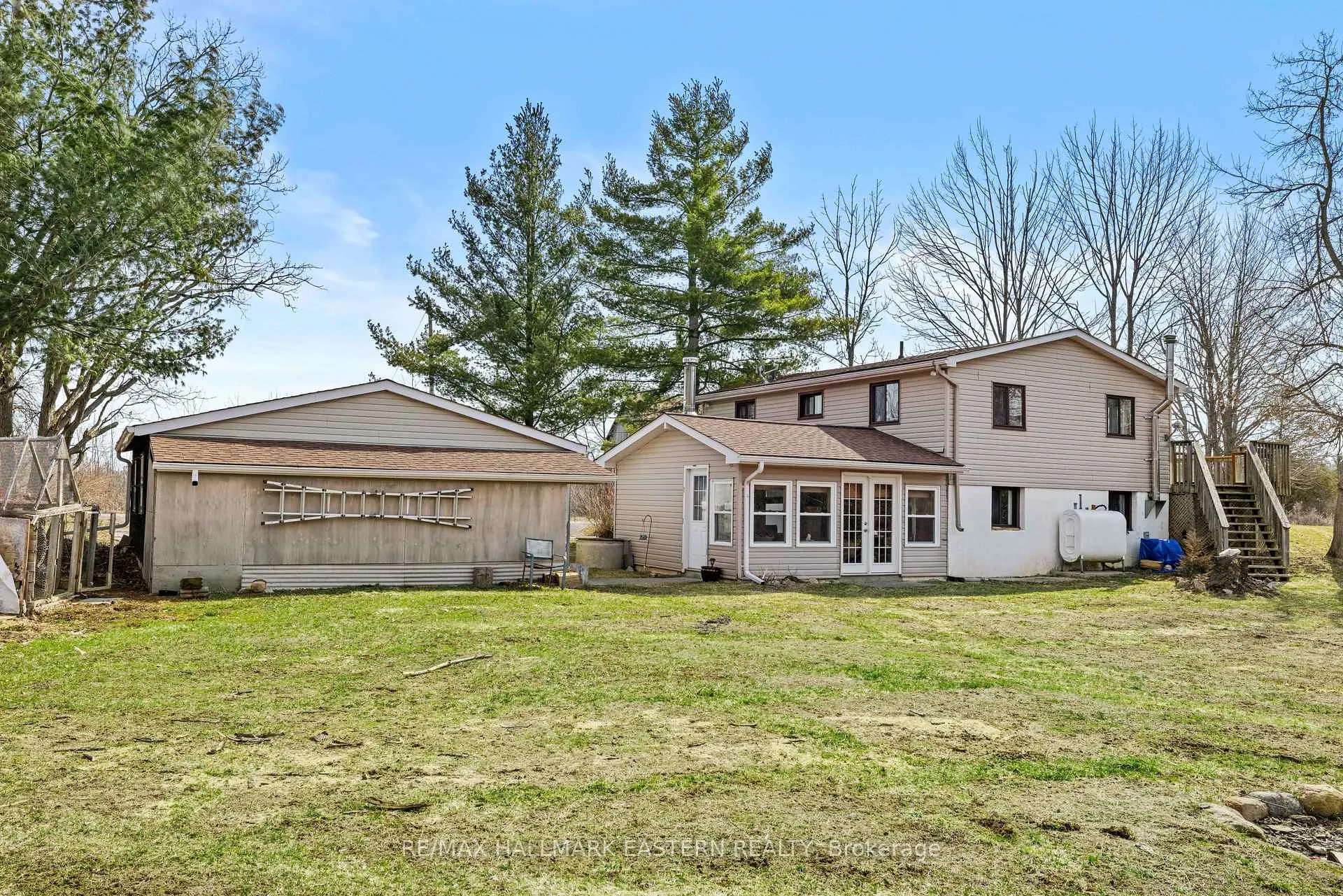 Photo 7 of 700 Golf Course Road, Douro-Dummer — HOMEH