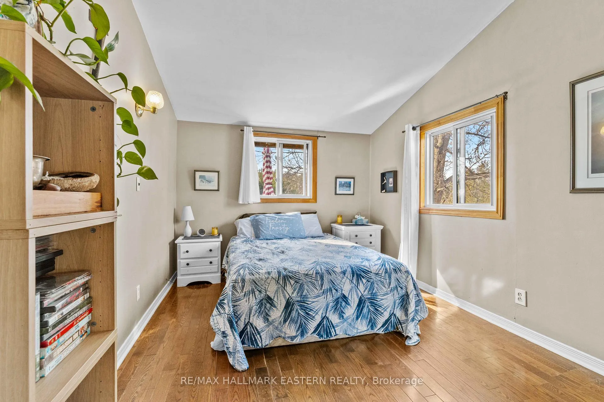 Photo 17 of 700 Golf Course Road, Douro-Dummer — HOMEH