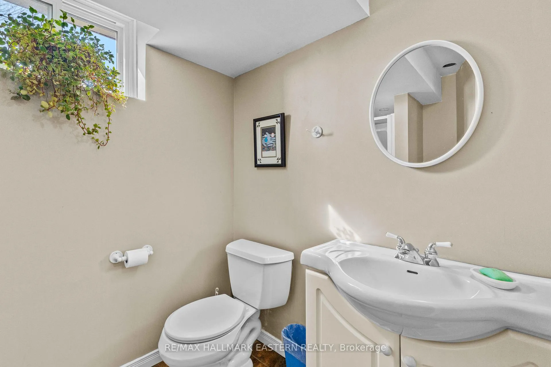 Photo 23 of 700 Golf Course Road, Douro-Dummer — HOMEH