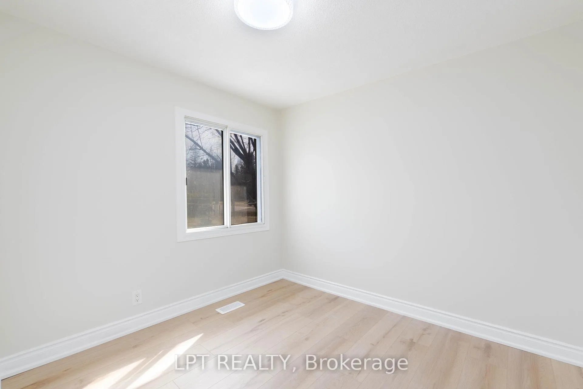 Photo 12 of 21 Hadden Road, Georgina, Virginia — HOMEH