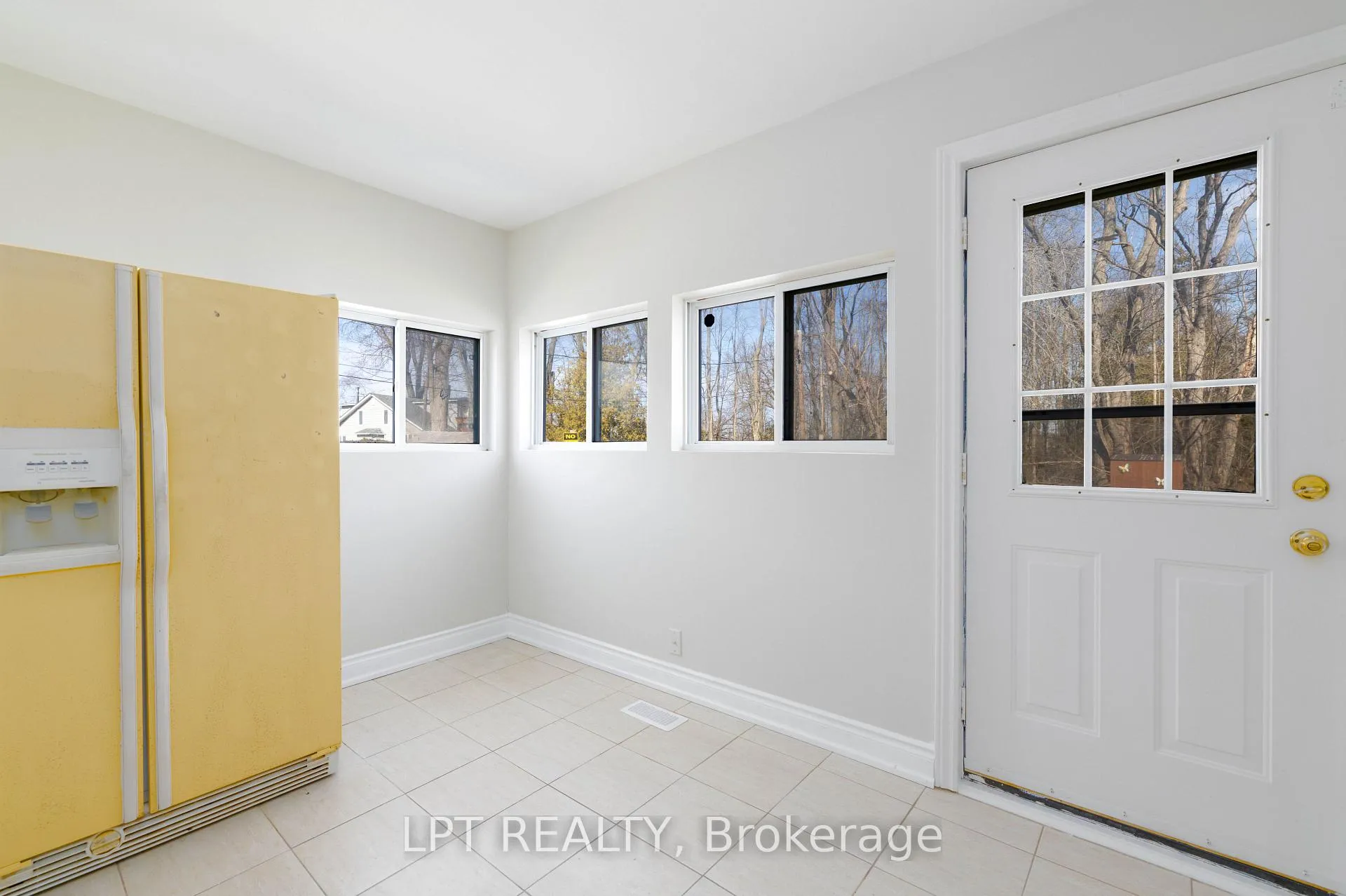 Photo 18 of 21 Hadden Road, Georgina, Virginia — HOMEH