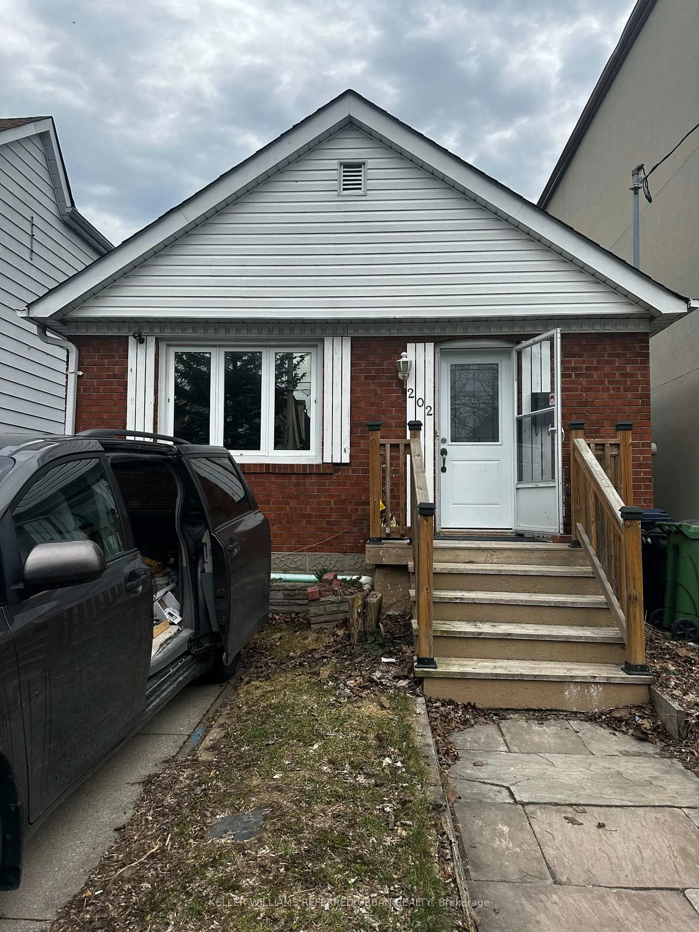 Photo 1 of 202 Cedarvale Avenue, Toronto, Woodbine-Lumsden — HOMEH