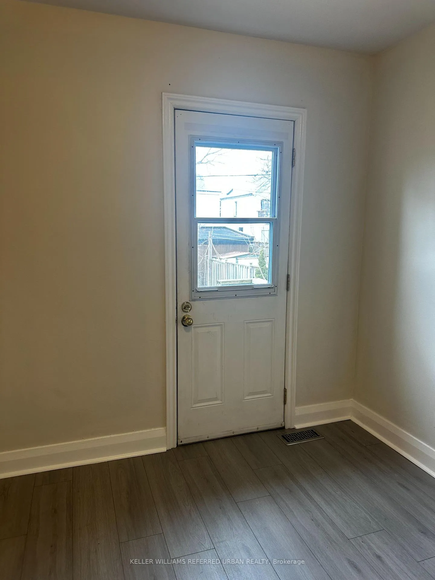 Photo 6 of 202 Cedarvale Avenue, Toronto, Woodbine-Lumsden — HOMEH