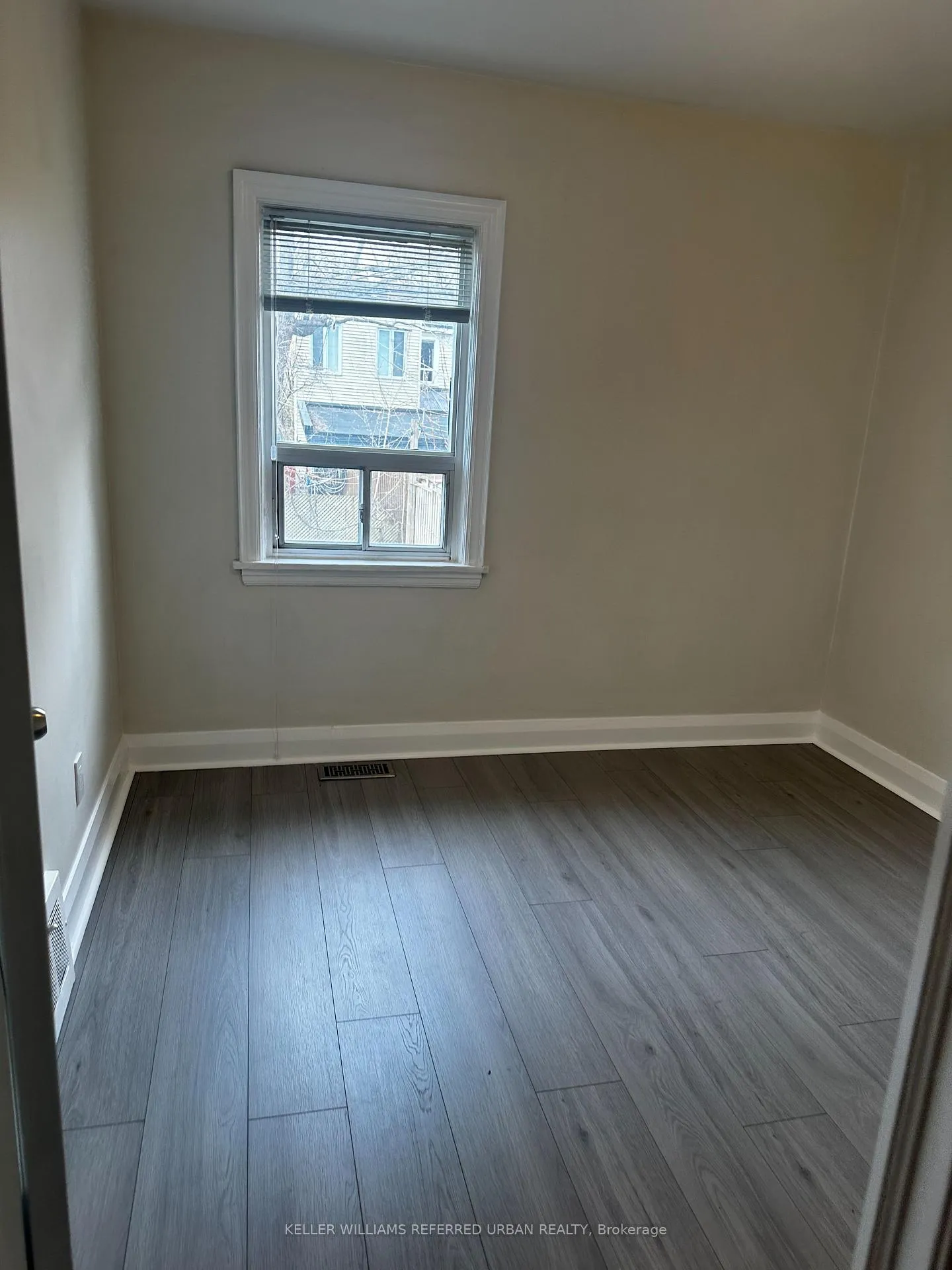 Photo 8 of 202 Cedarvale Avenue, Toronto, Woodbine-Lumsden — HOMEH