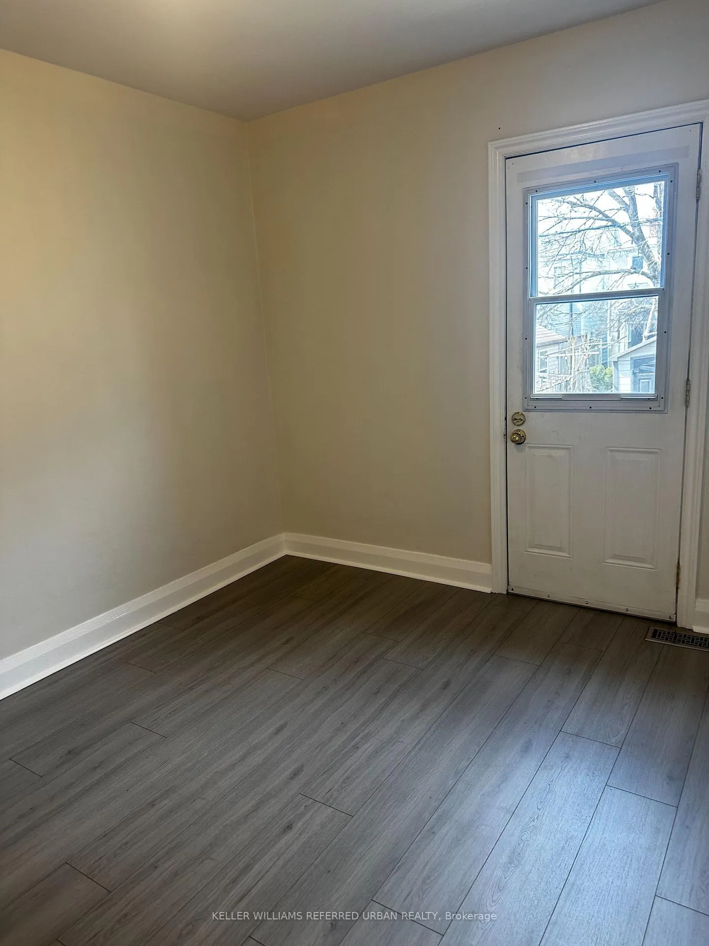 Photo 10 of 202 Cedarvale Avenue, Toronto, Woodbine-Lumsden — HOMEH