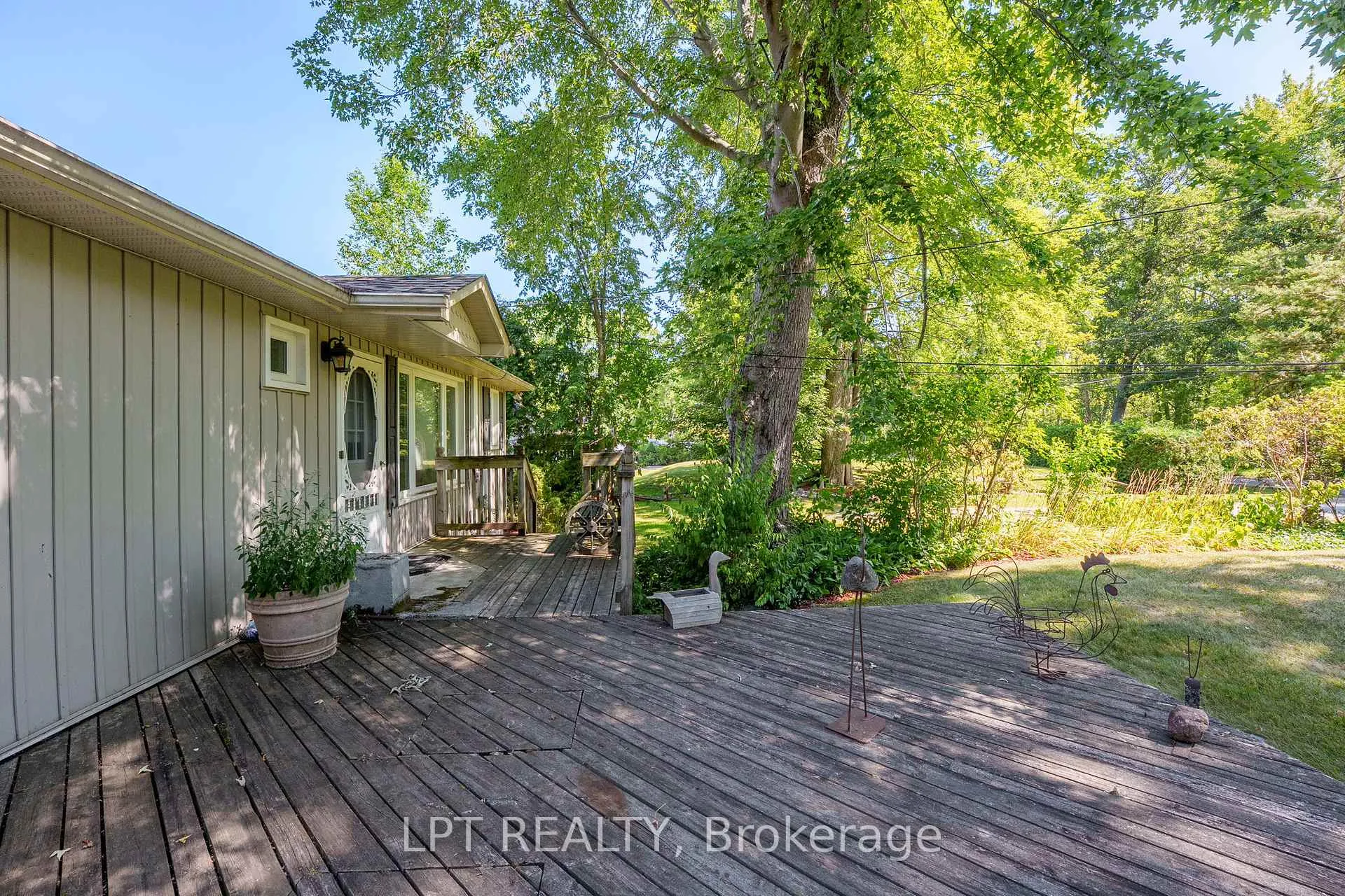 Photo 9 of 76 Mcrae Beach Road, Georgina, Virginia — HOMEH