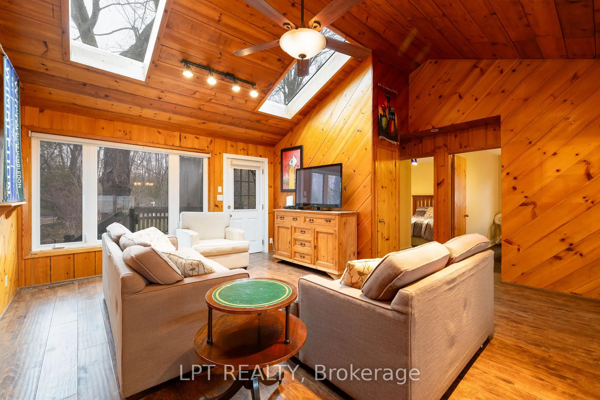Photo 10 of 76 Mcrae Beach Road, Georgina, Virginia — HOMEH