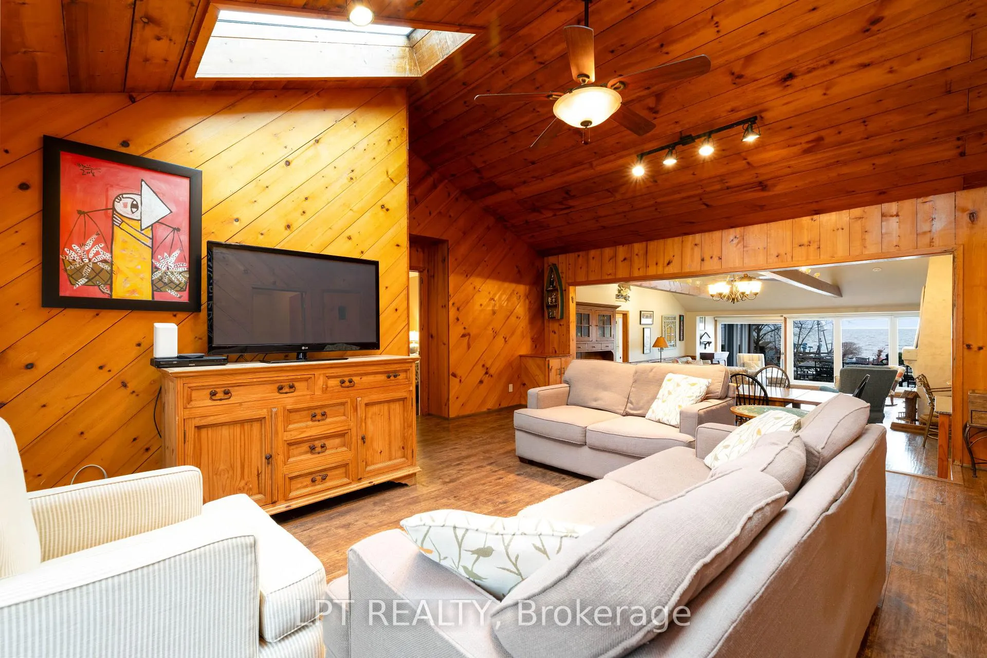 Photo 11 of 76 Mcrae Beach Road, Georgina, Virginia — HOMEH