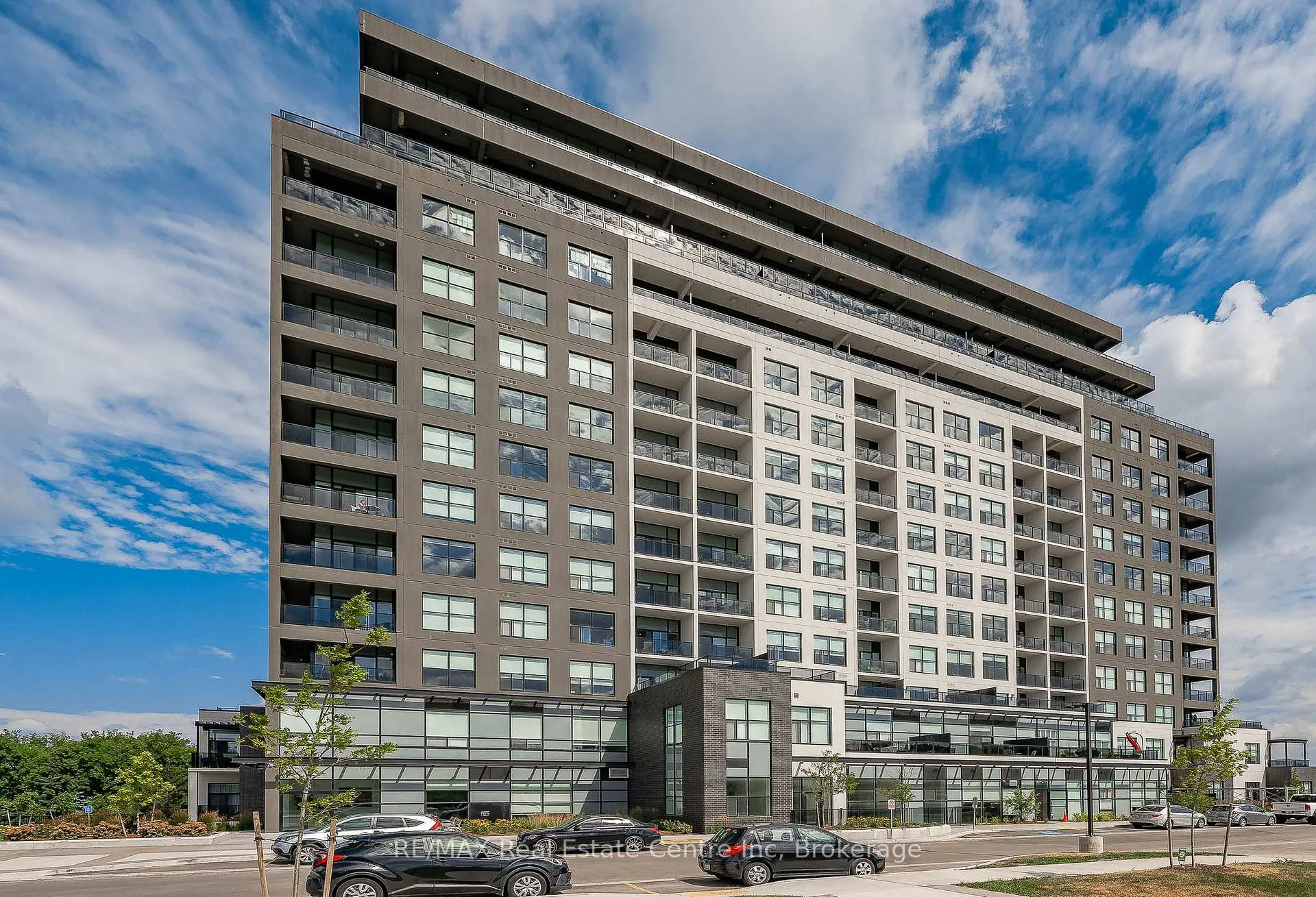 Front of Unit 104, 1880 Gordon Street
