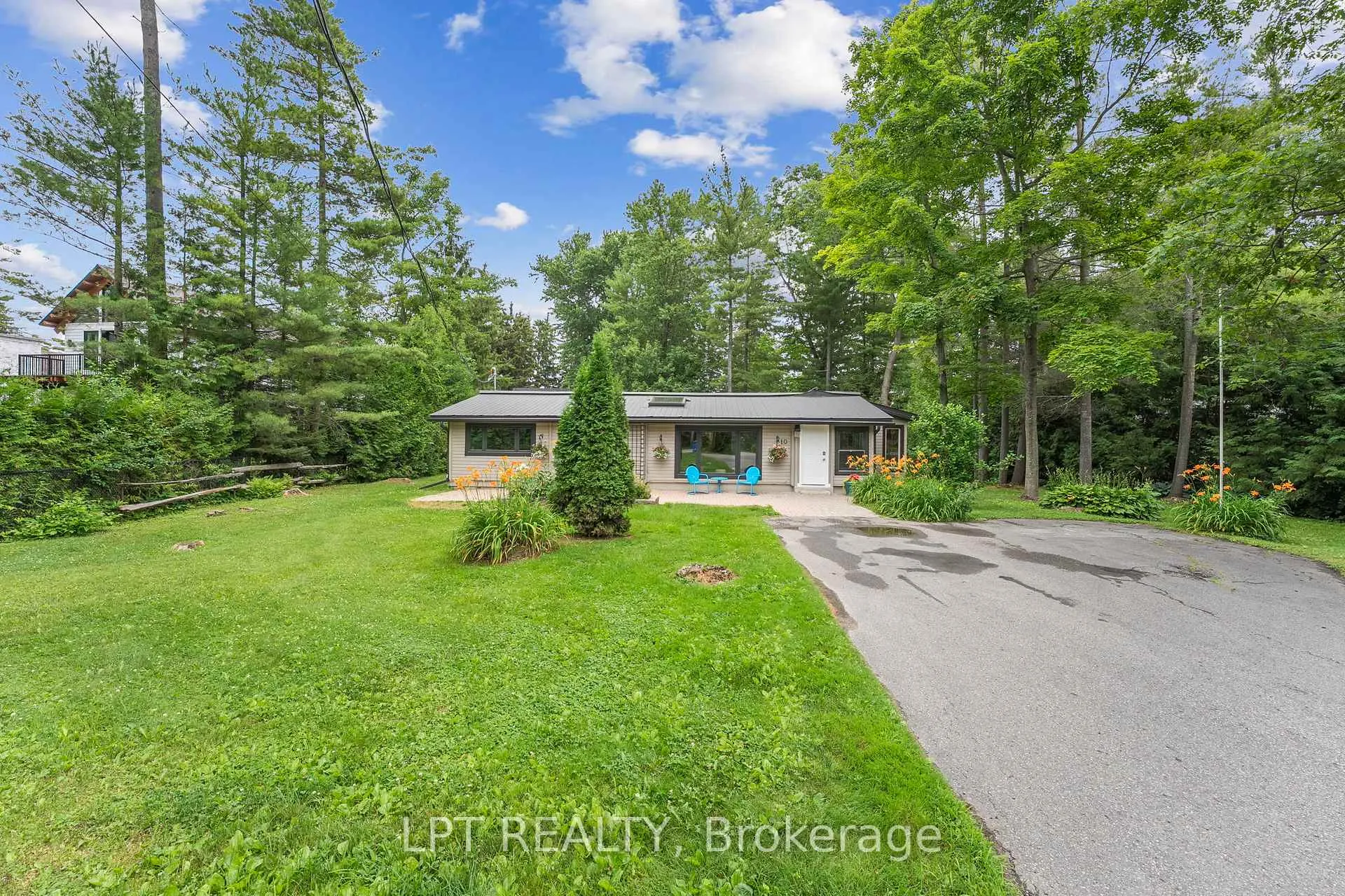 Photo 5 of 10 Maplewood Lane, Georgina, Sutton & Jackson's Point — HOMEH