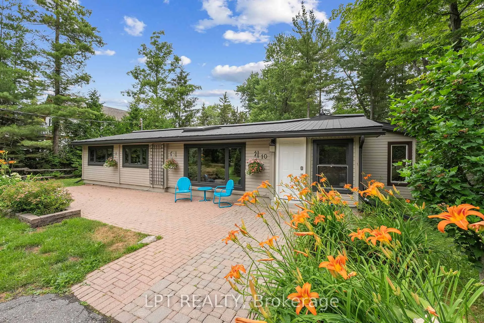 Photo 7 of 10 Maplewood Lane, Georgina, Sutton & Jackson's Point — HOMEH